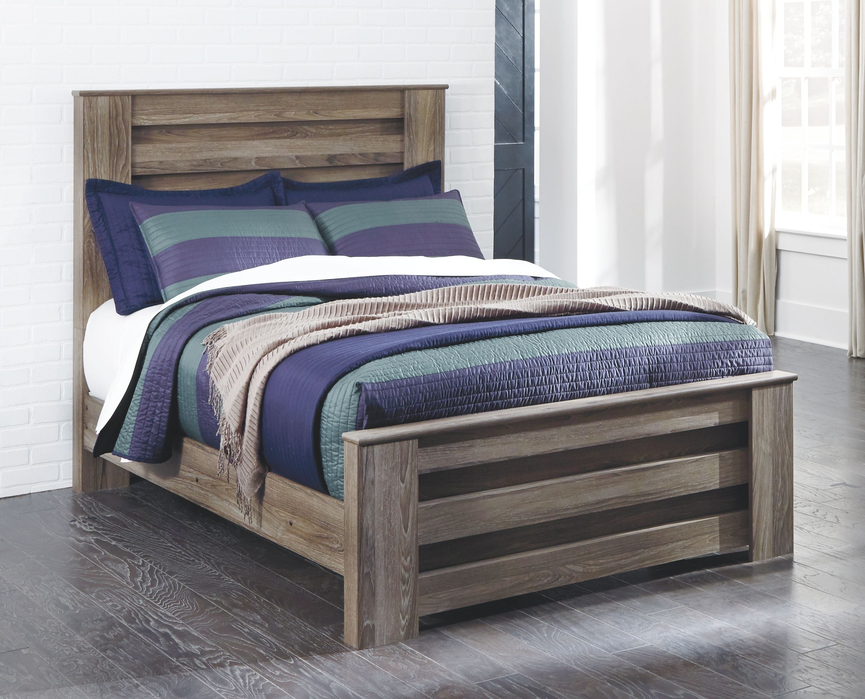 Signature Design by Ashley® Zelen - Youth Bedroom Set | Meri Furniture