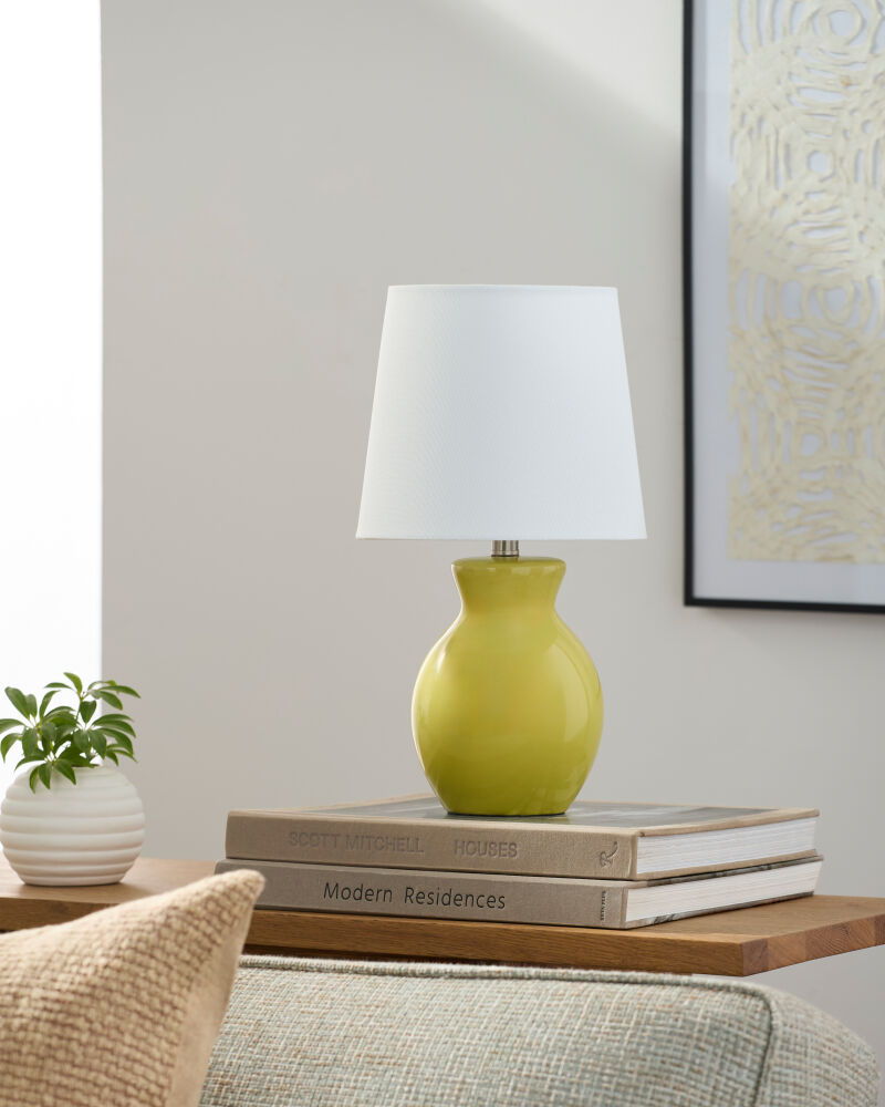Stella Diminuta Accent Table Lamp