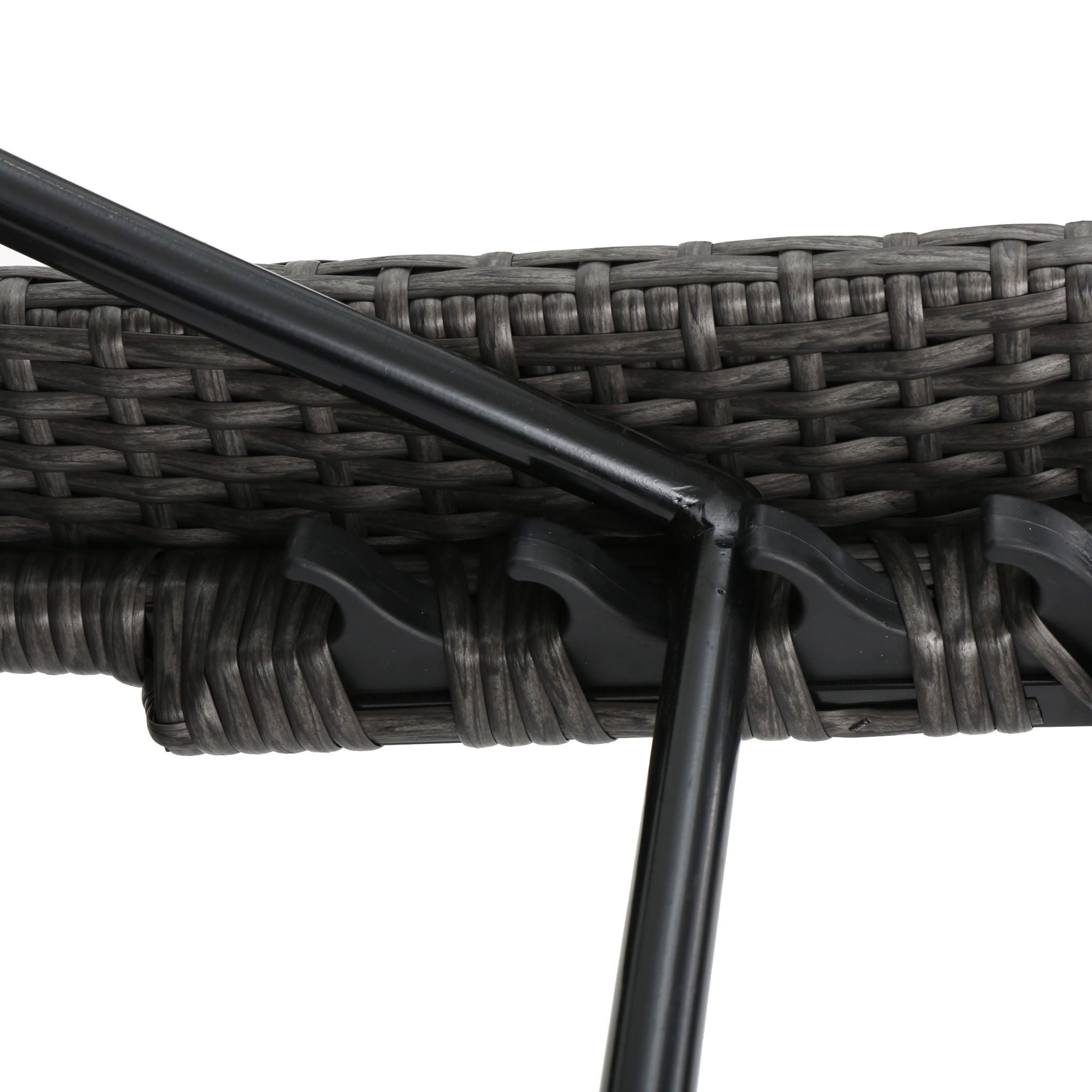 Salem - Contemporary Wicker Chaise Lounge With Arm, Weather Resistant