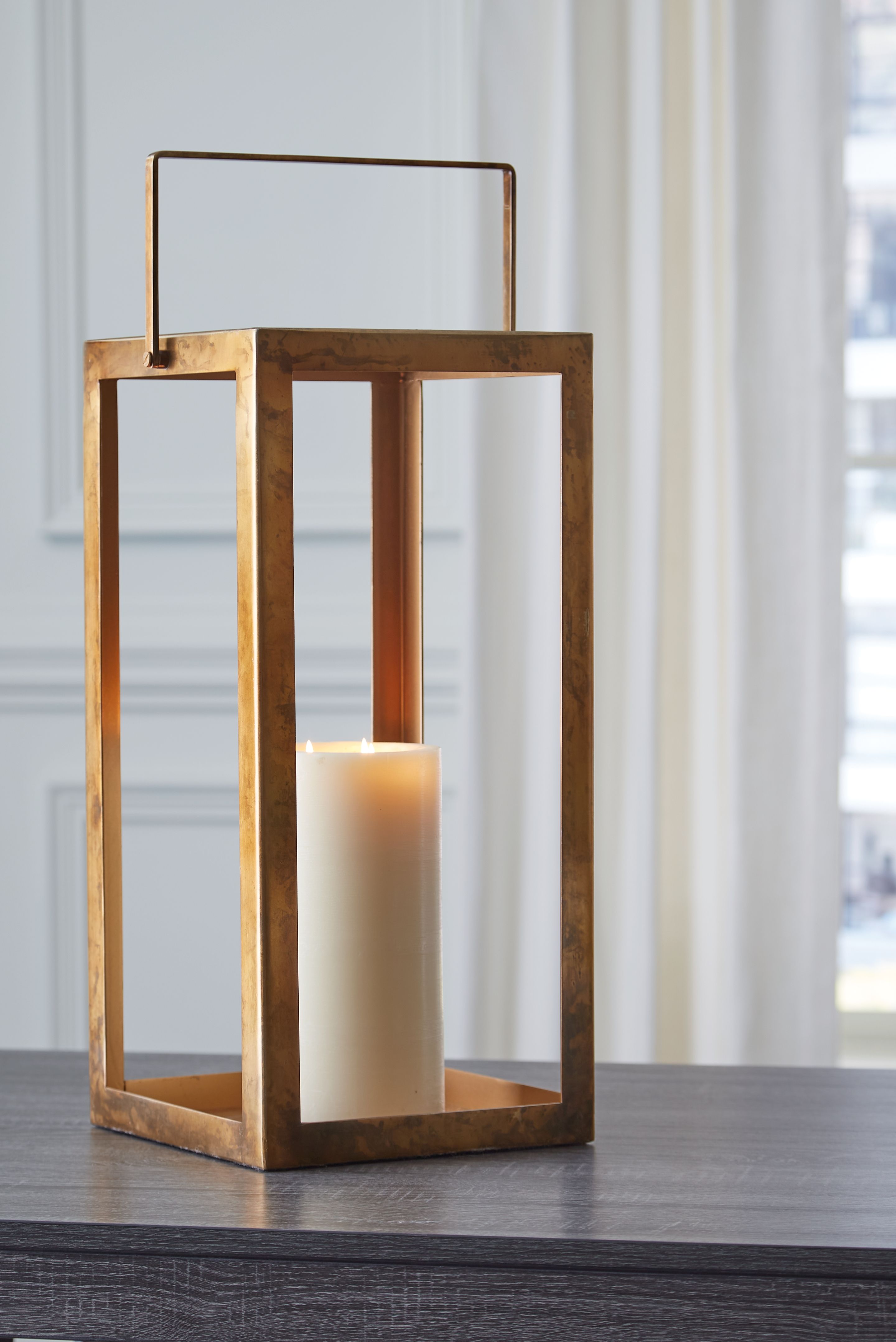 Signature Design by Ashley® Briana - Lantern | Meri Furniture