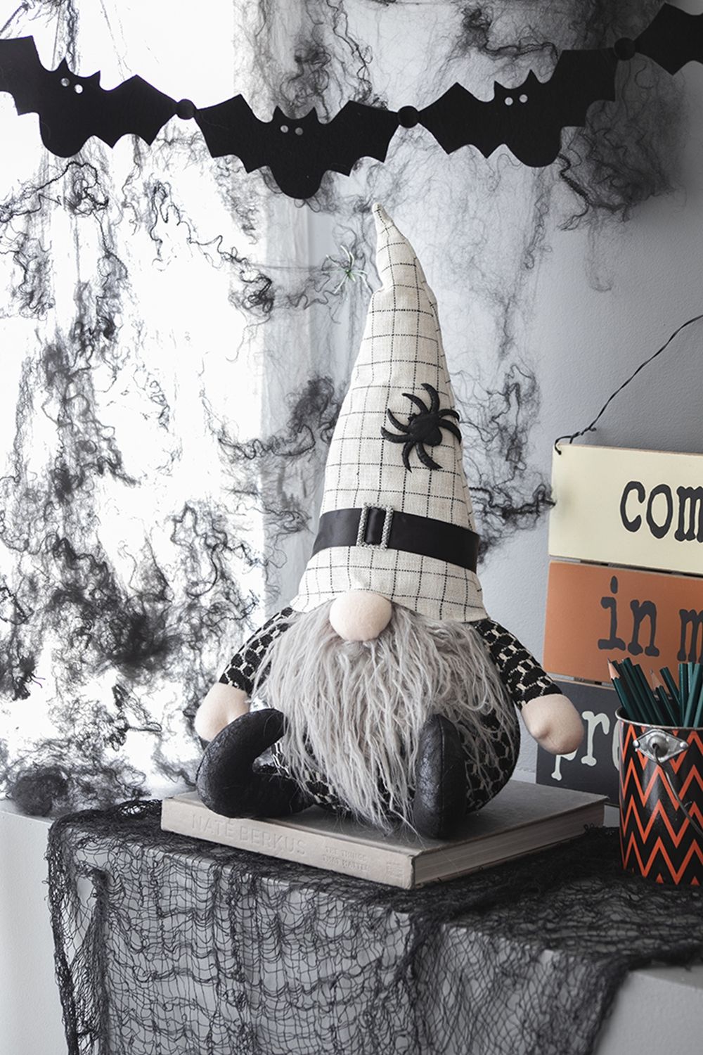 Sitting Gnome With Hat Spider, For Halloween Decor