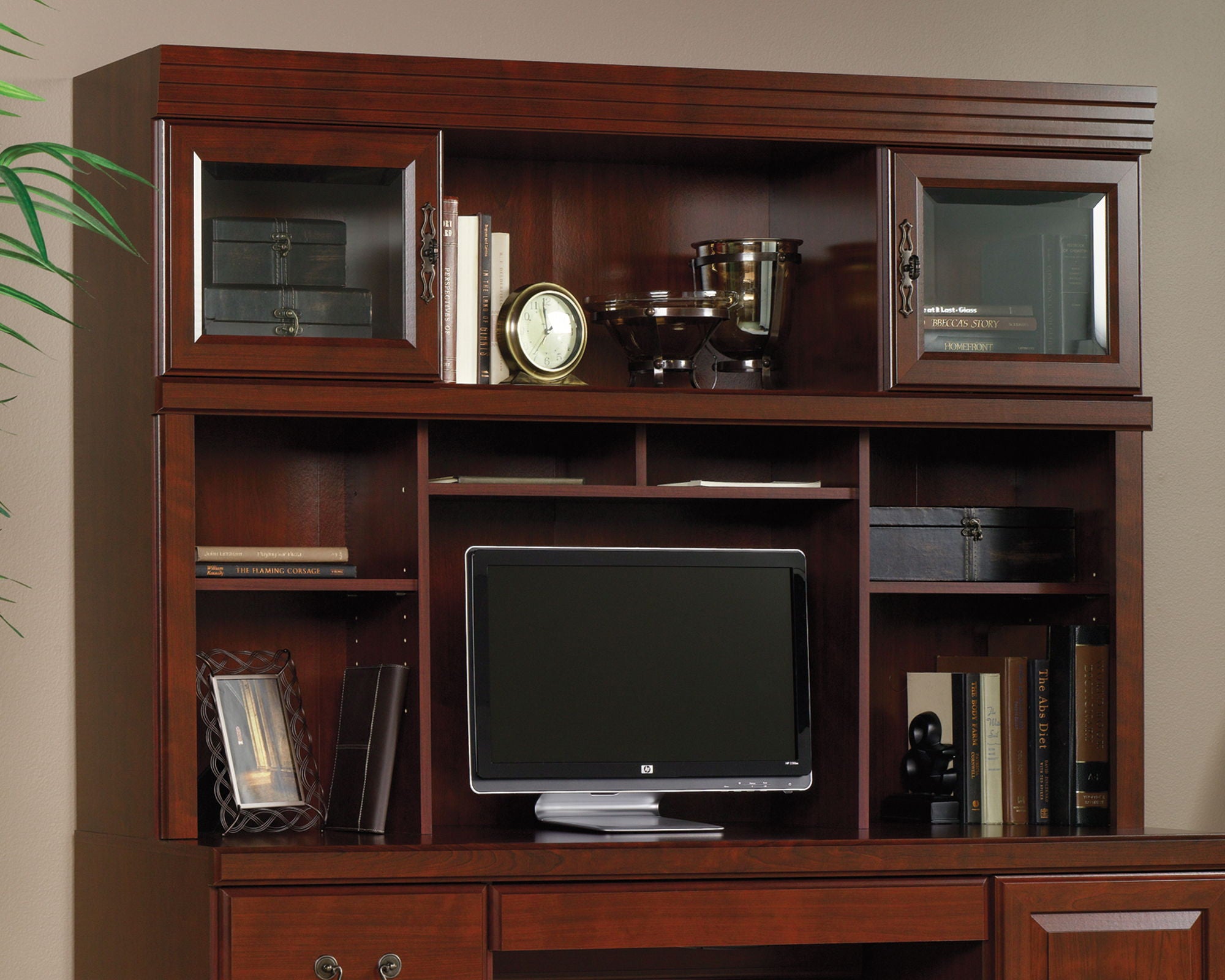 Heritage Hill Hutch in Classic Cherry