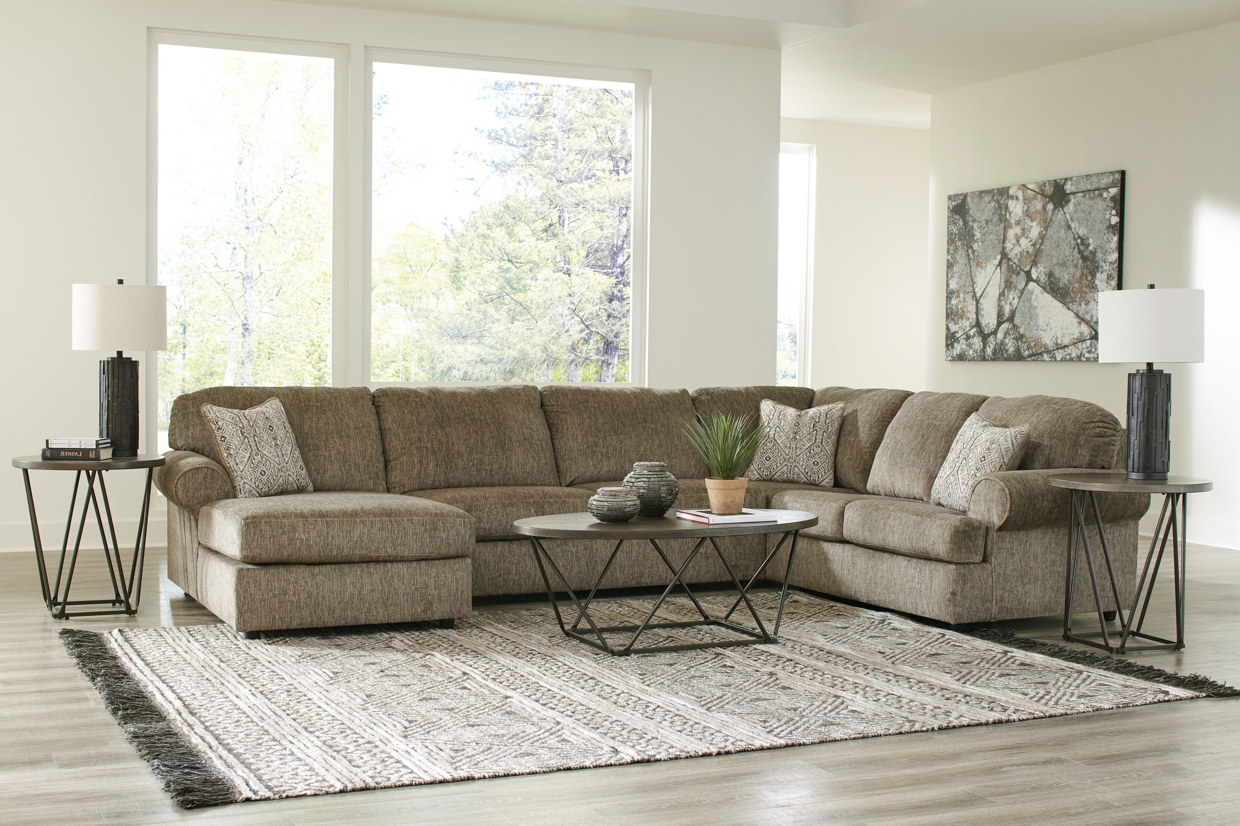 Signature Design by Ashley® Hoylake - Sectional | Meri Furniture