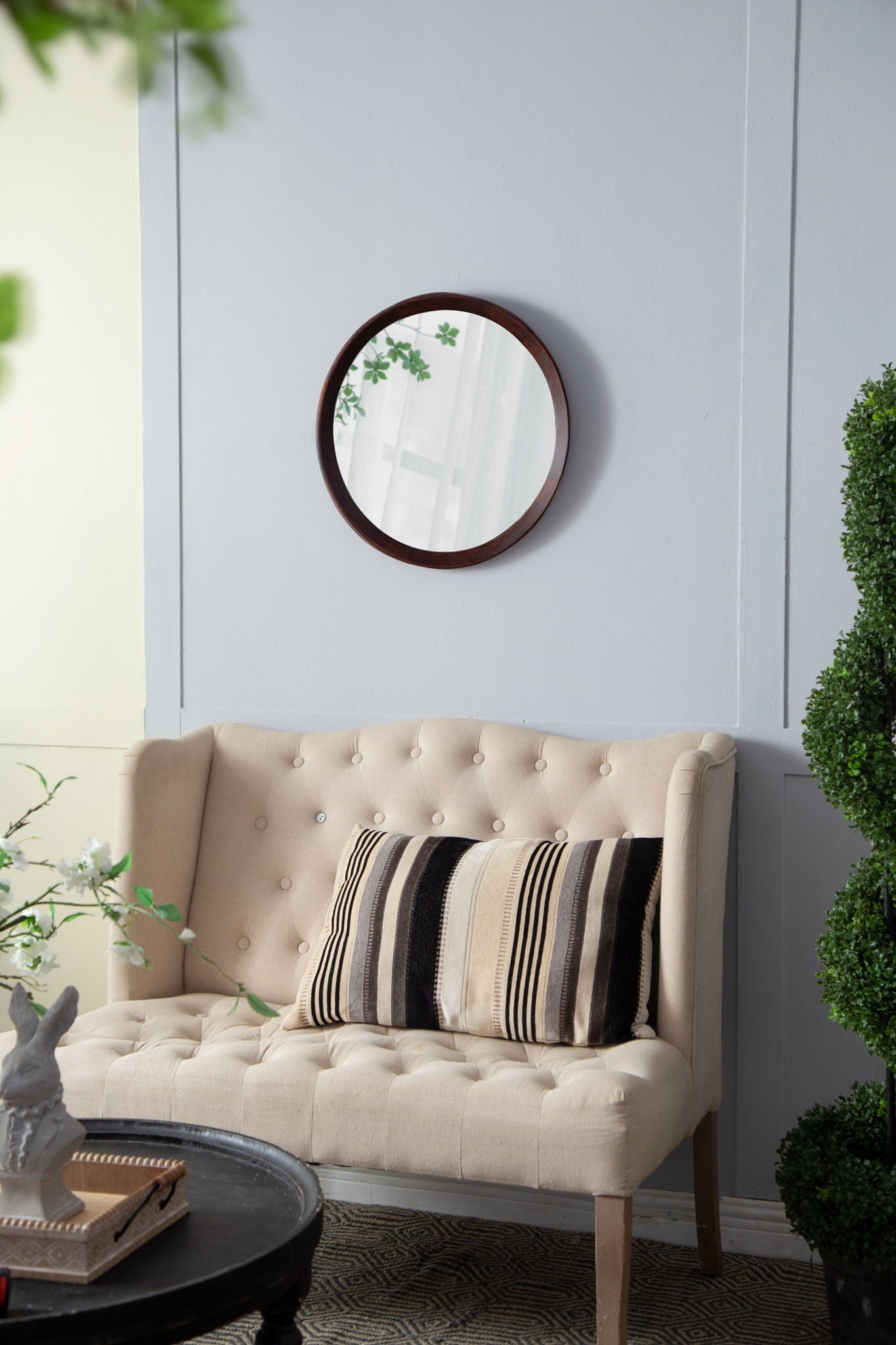 Transitional Decor Style Wall Mirror Decor With Frame For Bathroom