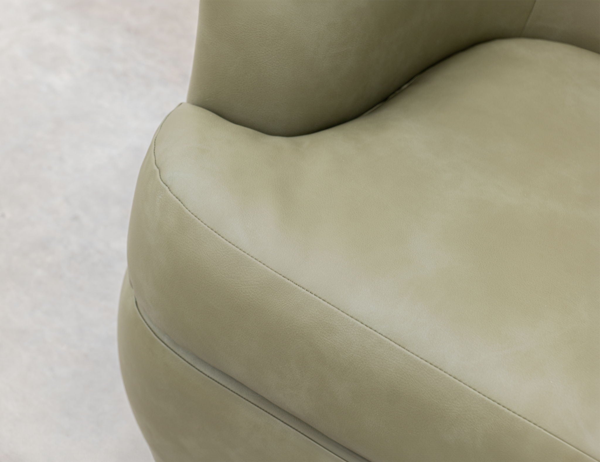 Tumbi - Swivel Accent Chair