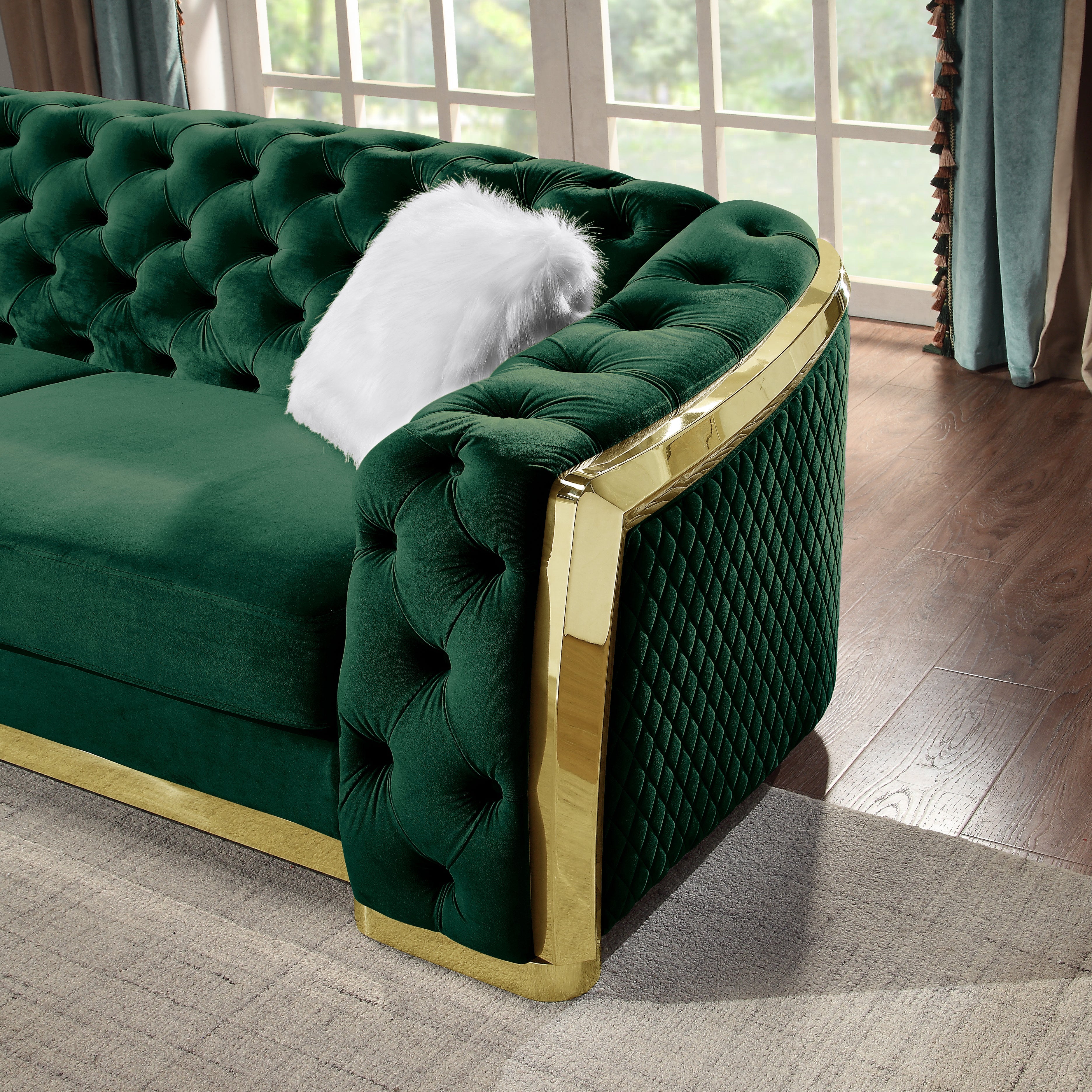 Luxurious Armchair/Loveseat/Sofa