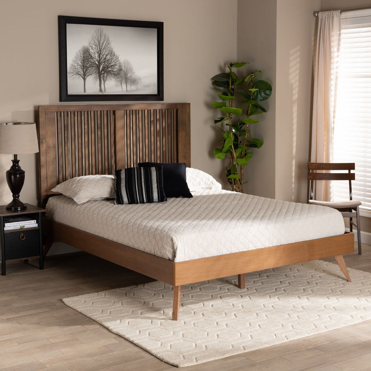 Takeo Mid-Century Modern Transitional Ash Walnut Finished Wood Queen Size Platform Bed