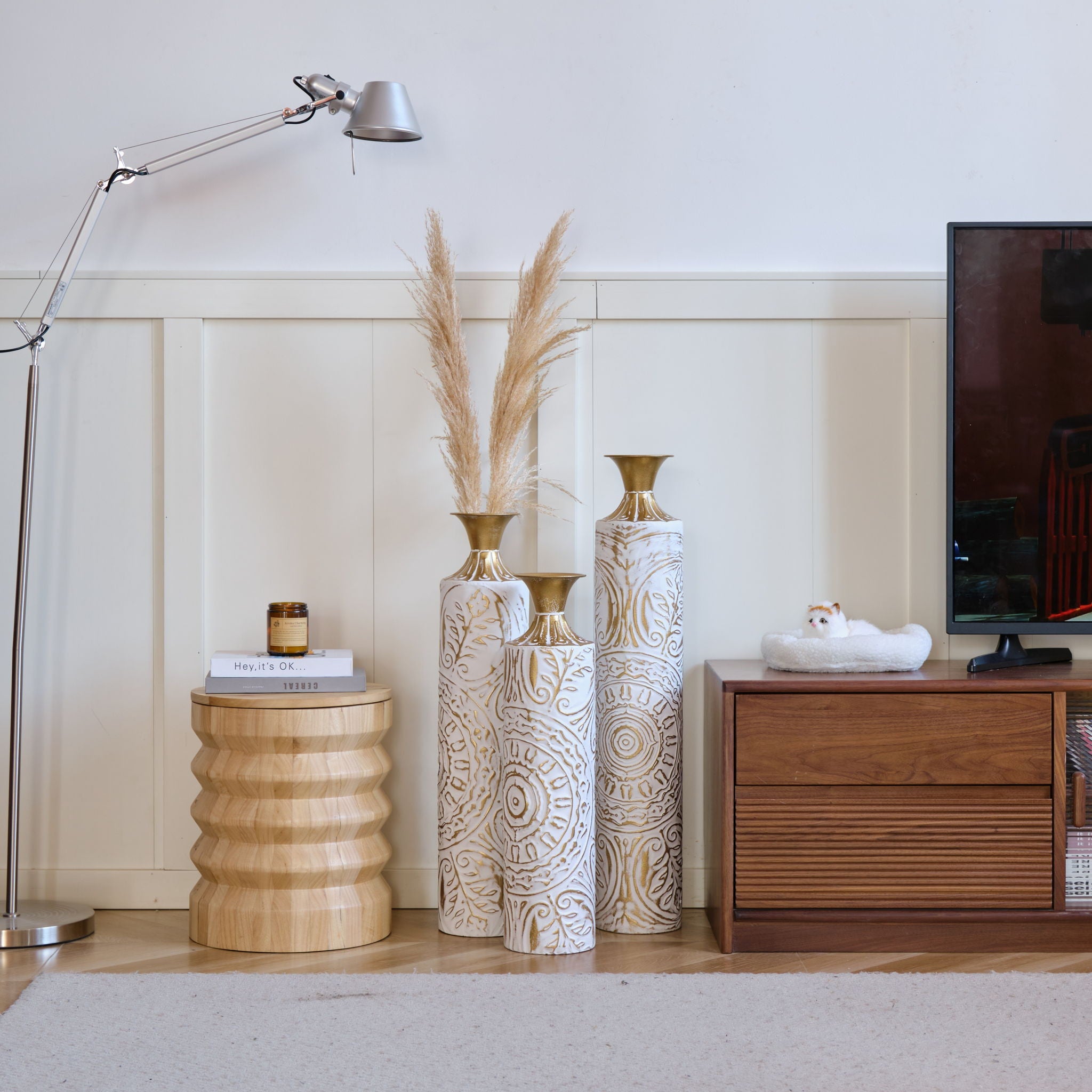 Floor Metal Vases Decorated Metal Vases (Set of 3) Gorgeous Home Decoration Large Glazed Metal Vases - White / Gold