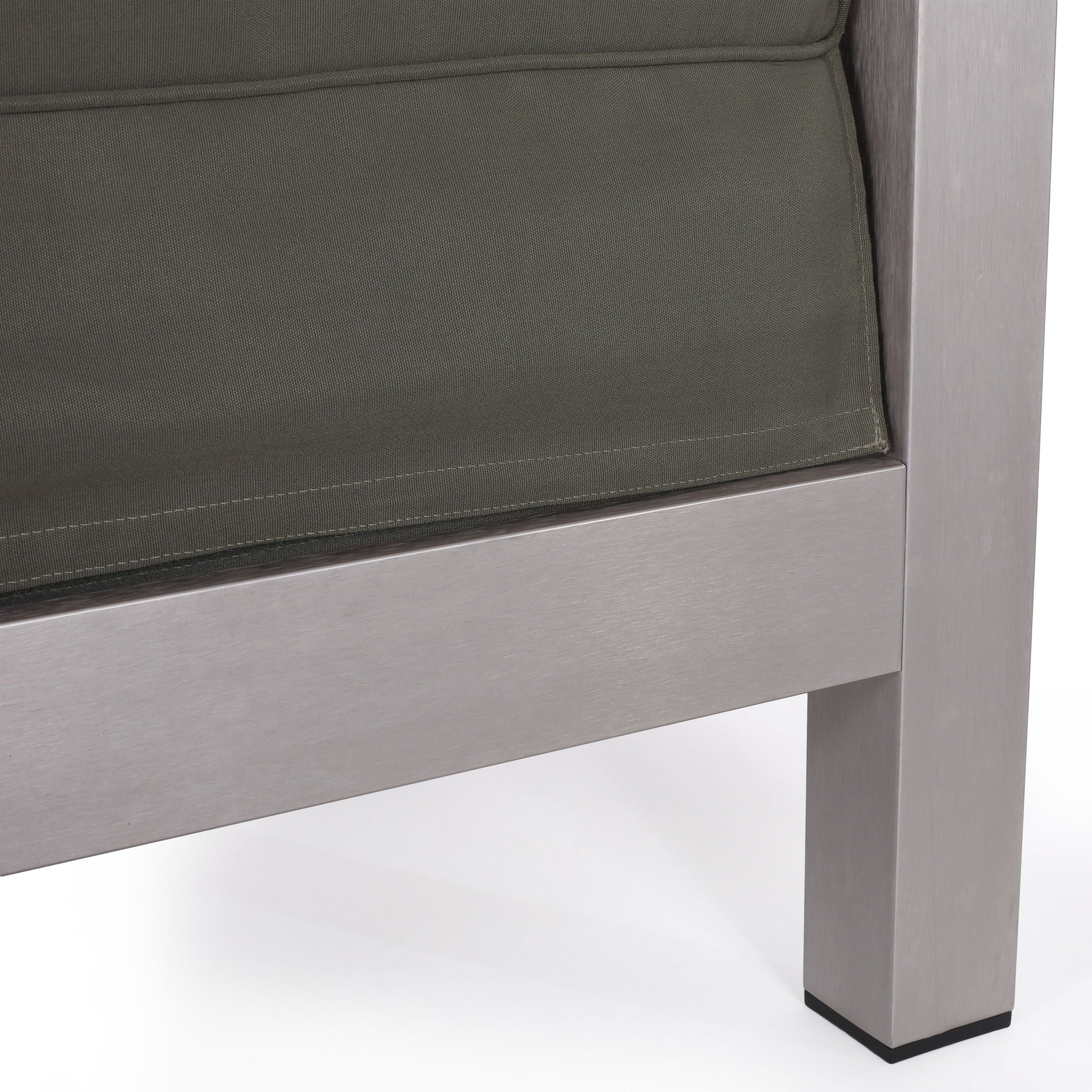 Aviara - Luxurious Outdoor Club Chair