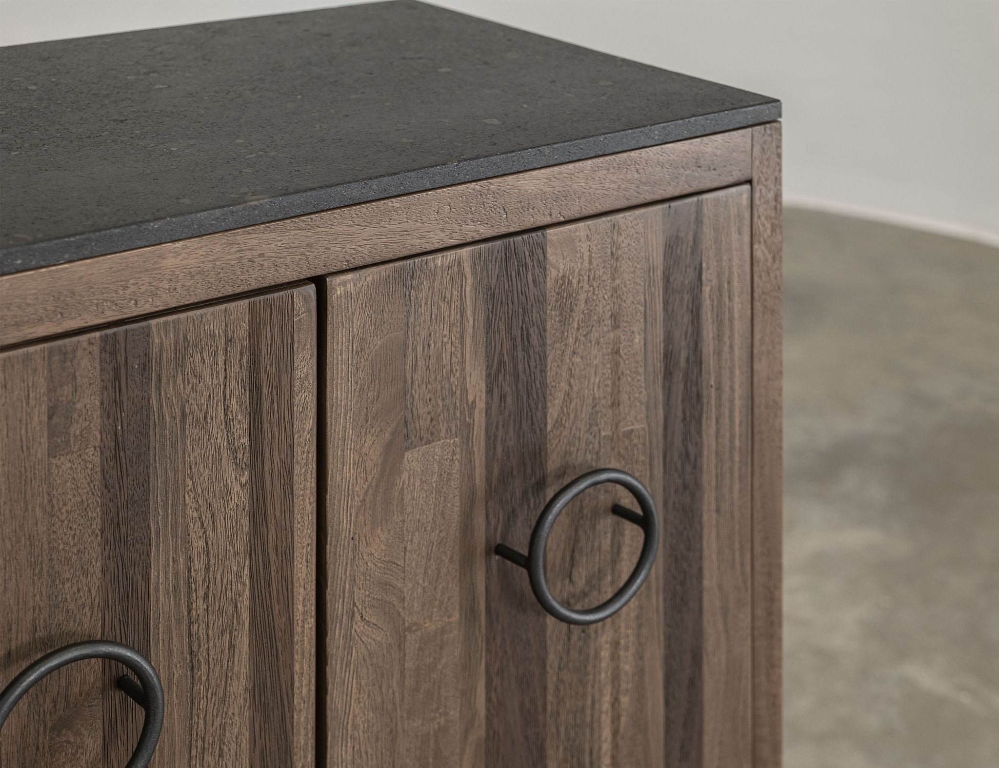 Ebano - Console - Brown