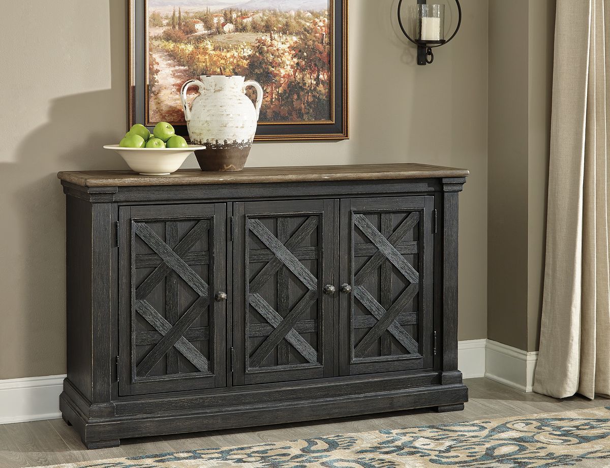 Signature Design by Ashley® Tyler Creek - Dining Table Set | Meri Furniture