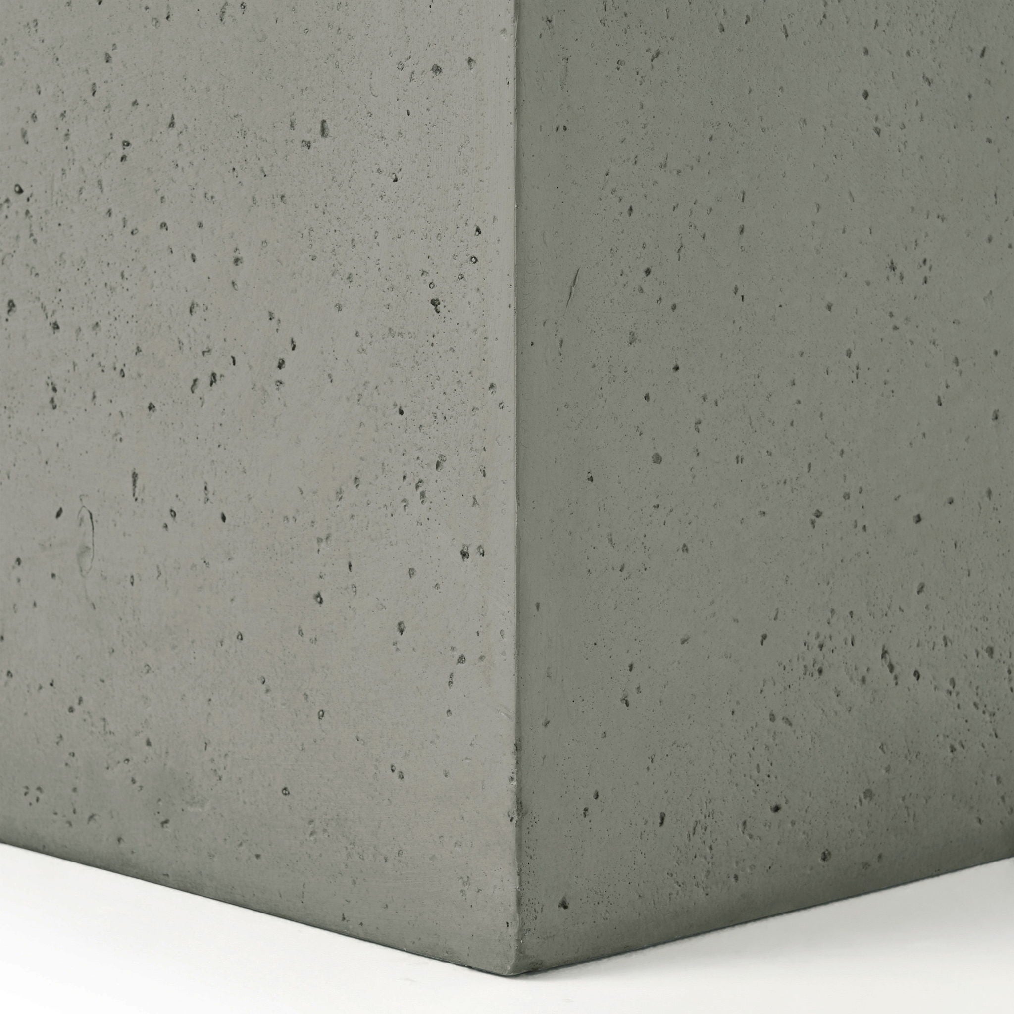 Modern Tank Holder Side Table With Smooth Concrete Surface