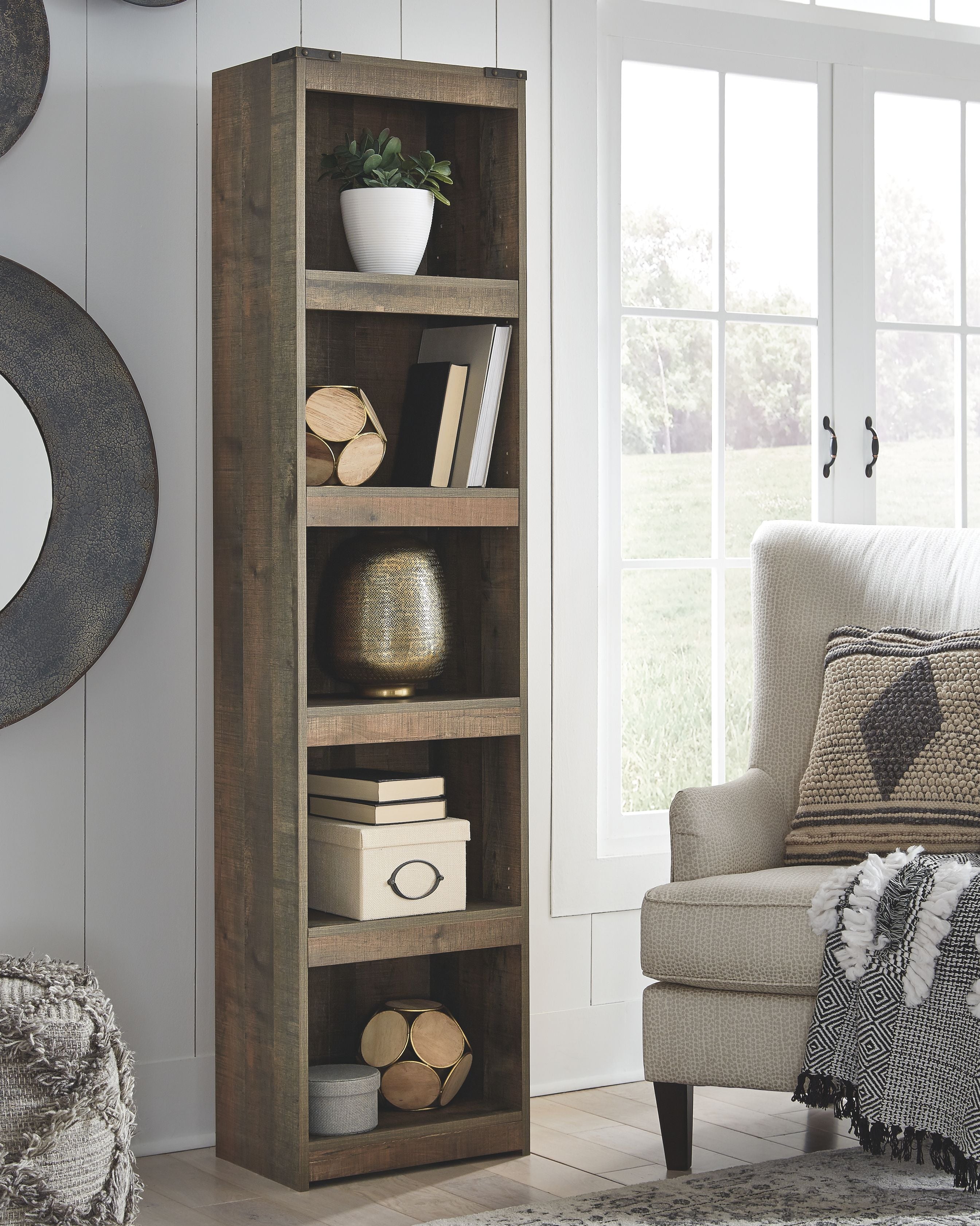 Signature Design by Ashley® Trinell - Brown - Pier | Meri Furniture