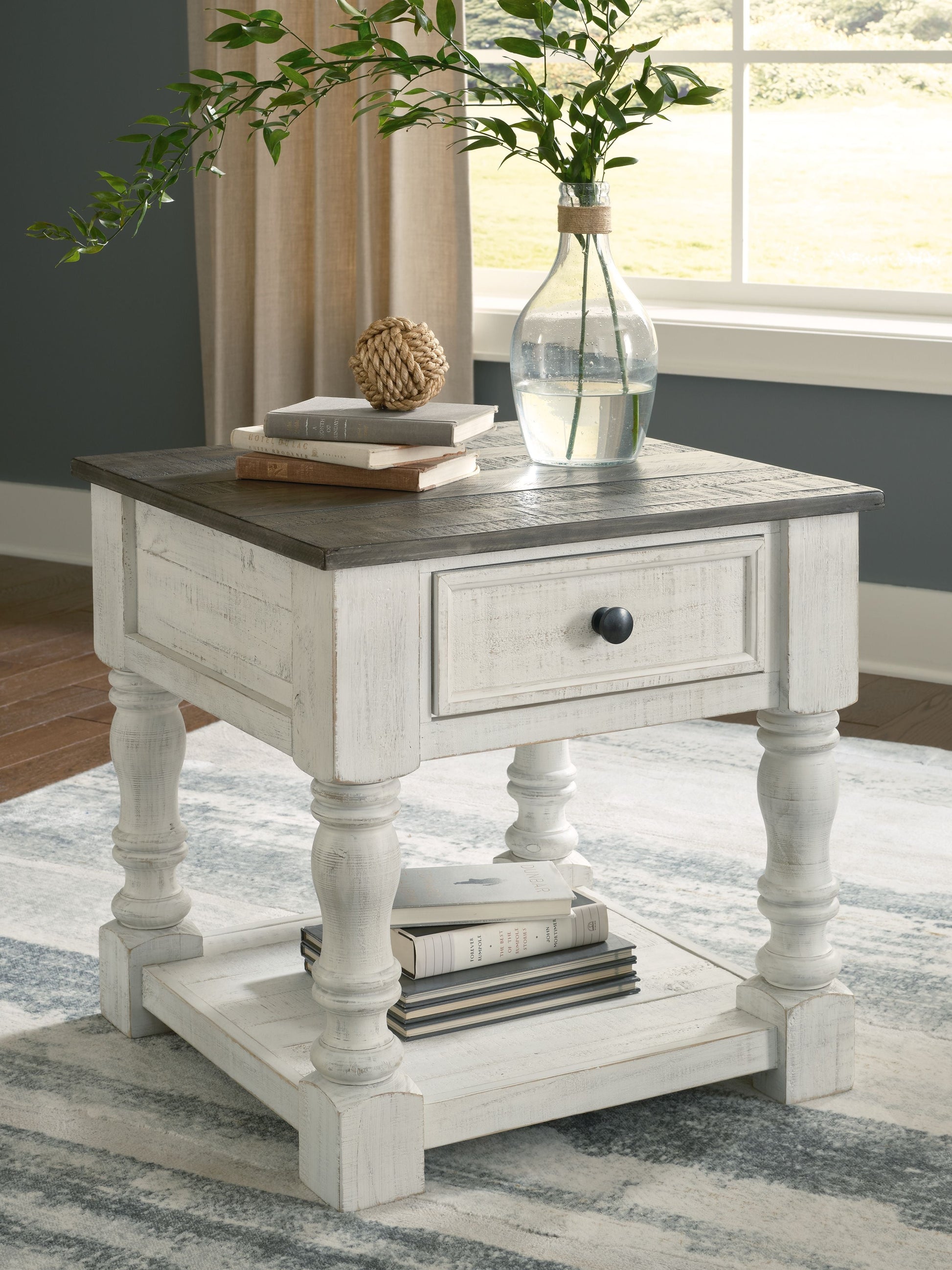 Signature Design by Ashley® Havalance - White / Gray - Square End Table | Meri Furniture