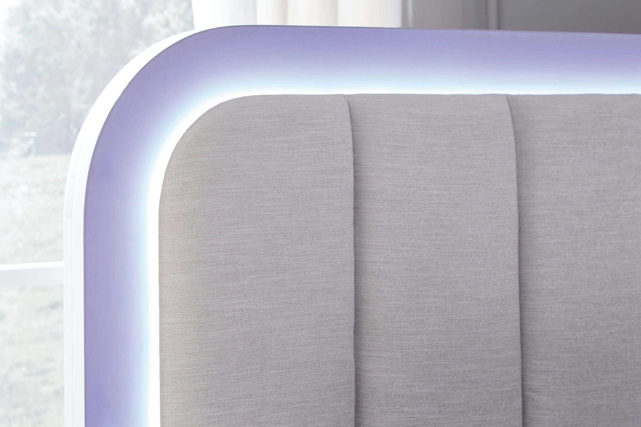 Jarlee - Upholstered Panel Bed