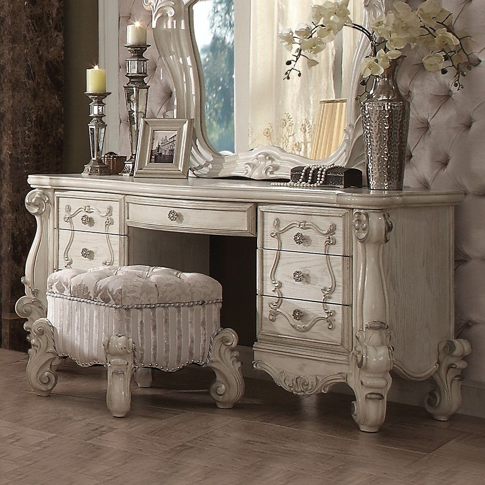 ACME The Versailles vanity desk is the perfect accent to create the style of royalty your bedroom has been needing. | Meri Furniture