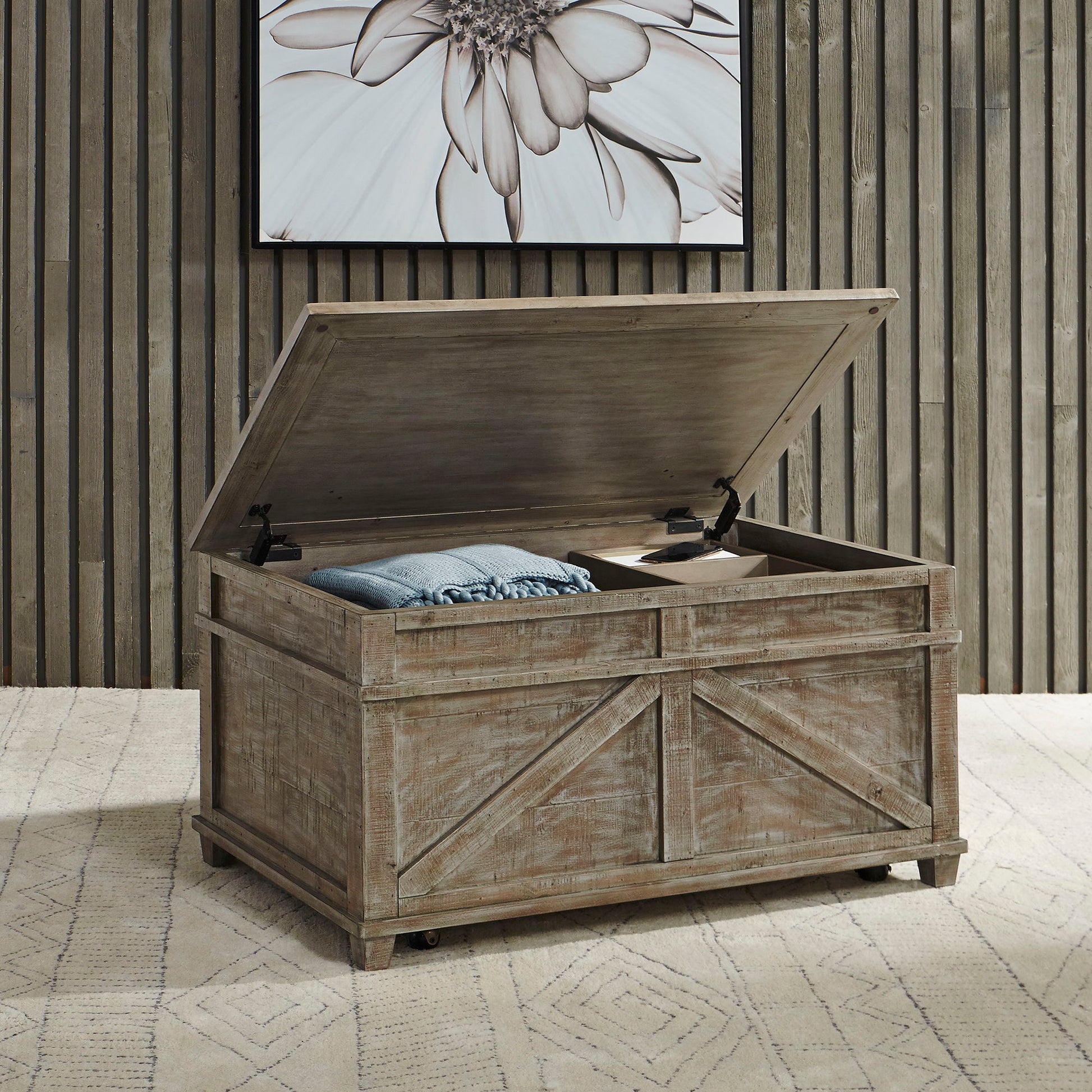 Liberty Furniture Parkland Falls - Storage Trunk - Light Brown | Meri Furniture