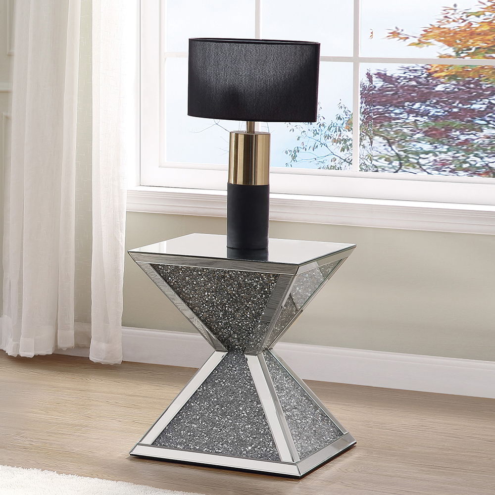 Noralie - End Table With Faux Diamonds - Mirrored