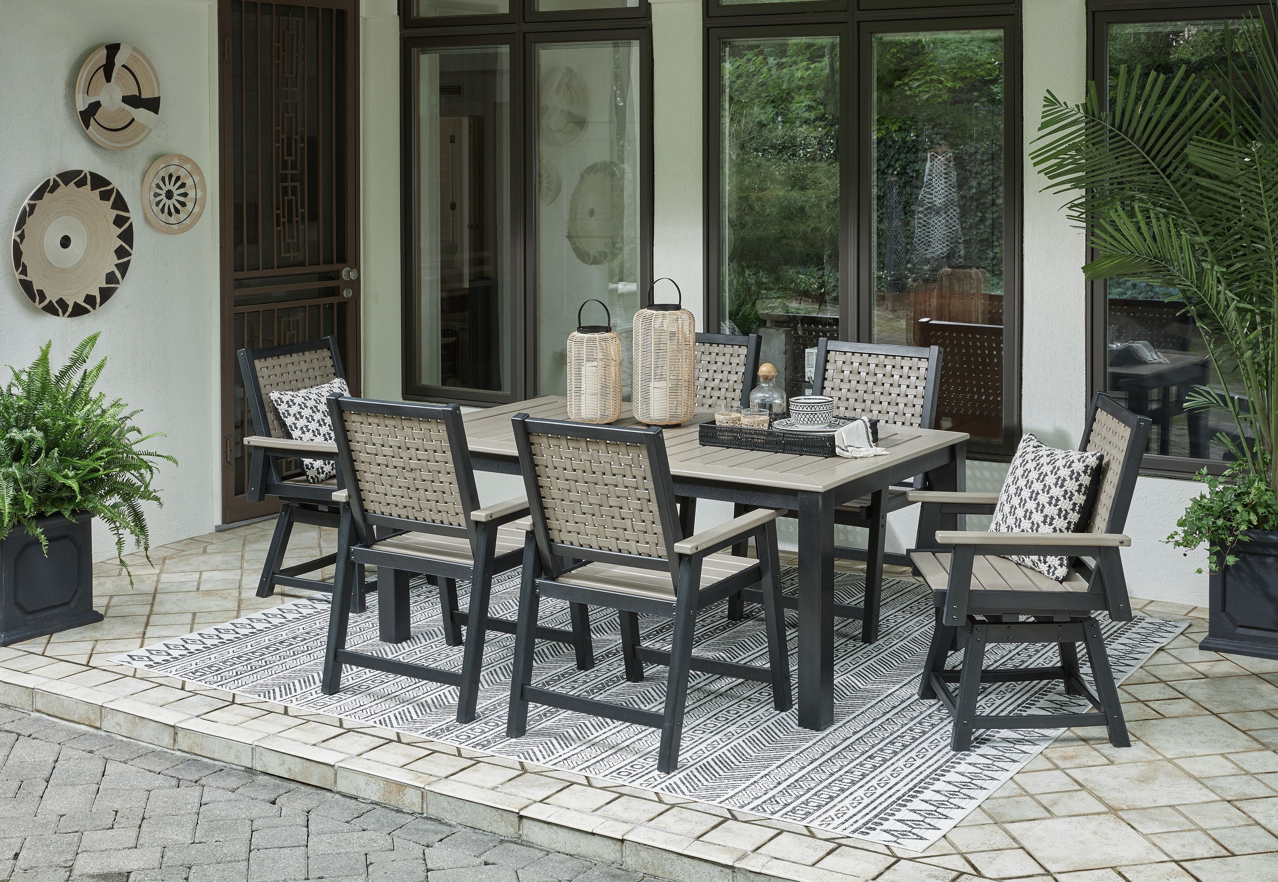 Signature Design by Ashley® Mount Valley - Black / Driftwood - 7 Pc. - Dining Set | Meri Furniture