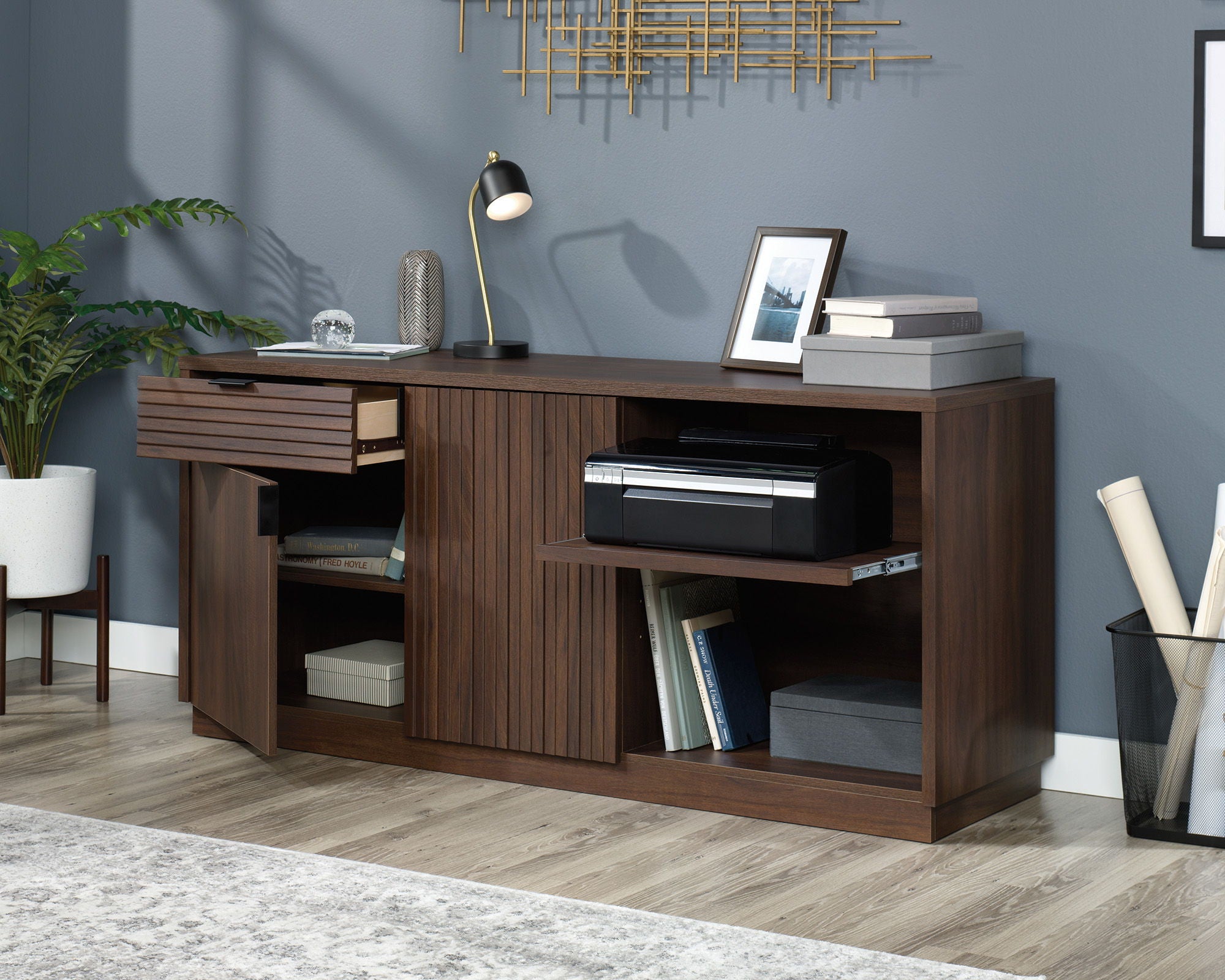 Englewood Large Credenza Spiced Mahogany
