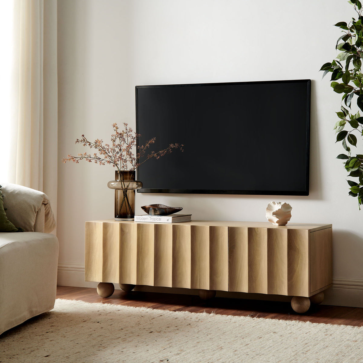 Sorren Scalloped 54" Wood TV Stand by Modway