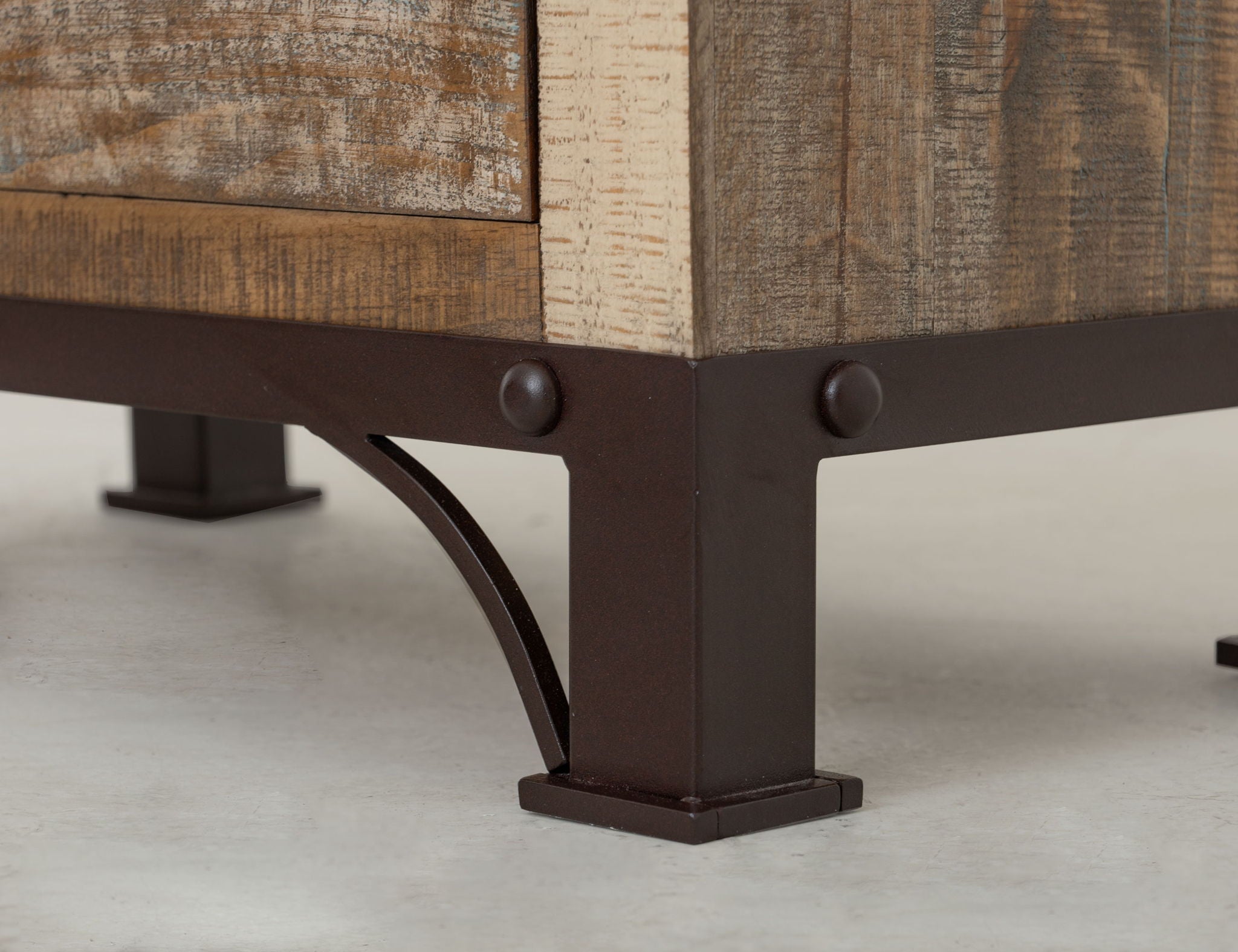 Antique - Dresser With 6 Drawers - Multicolor