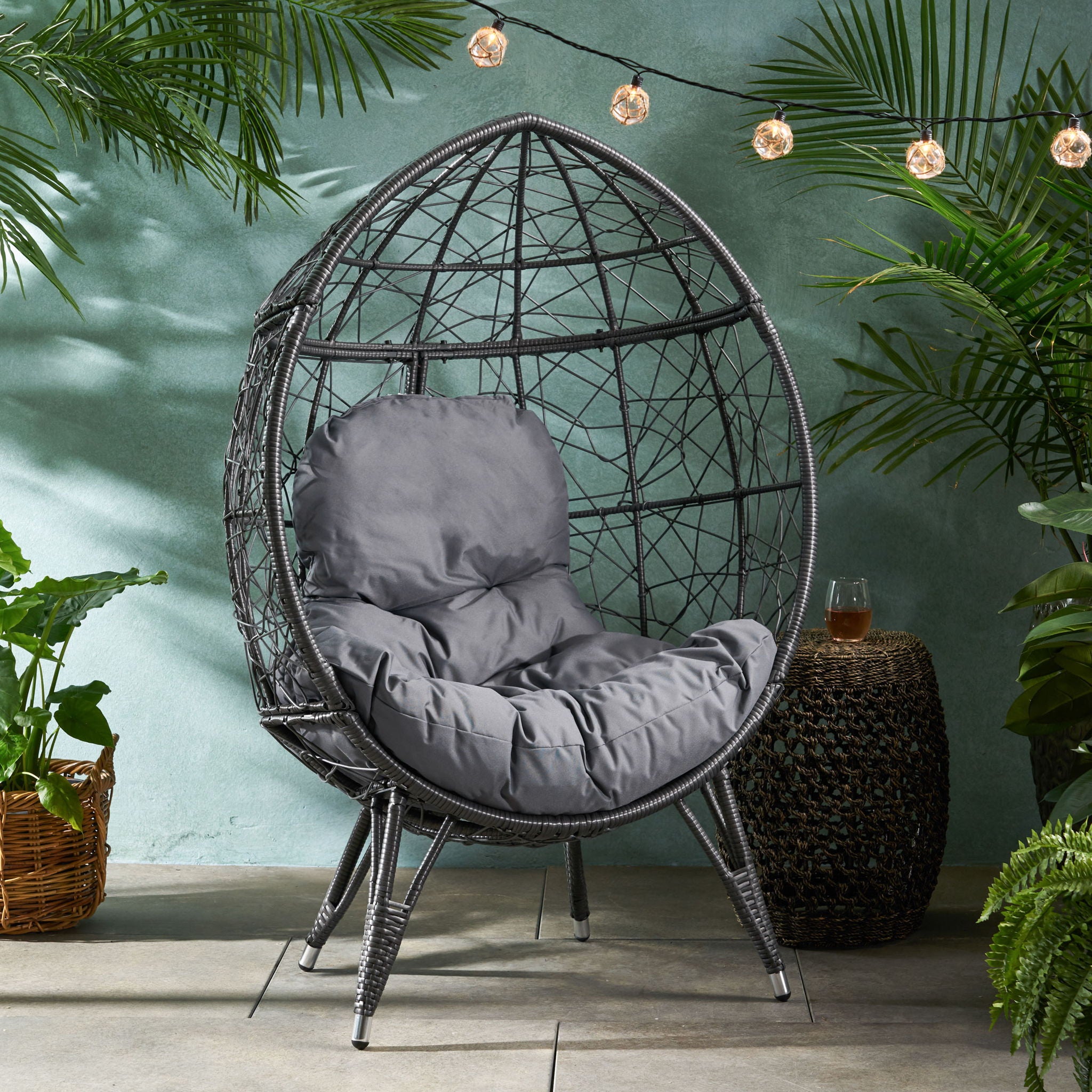 Cosmos - Round Hammered Iron Teardrop Chair