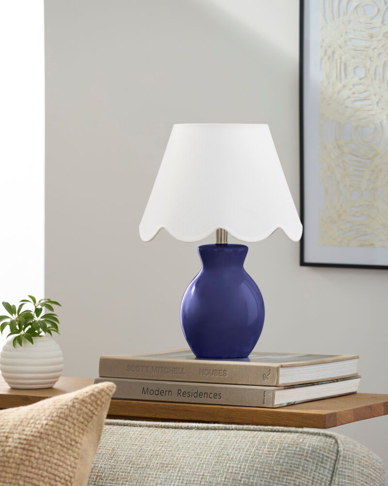 Stella Diminuta Accent Table Lamp