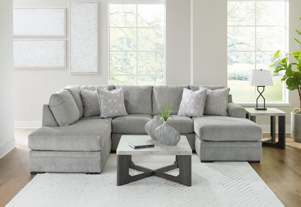 Signature Design by Ashley® Casselbury - Sectional | Meri Furniture