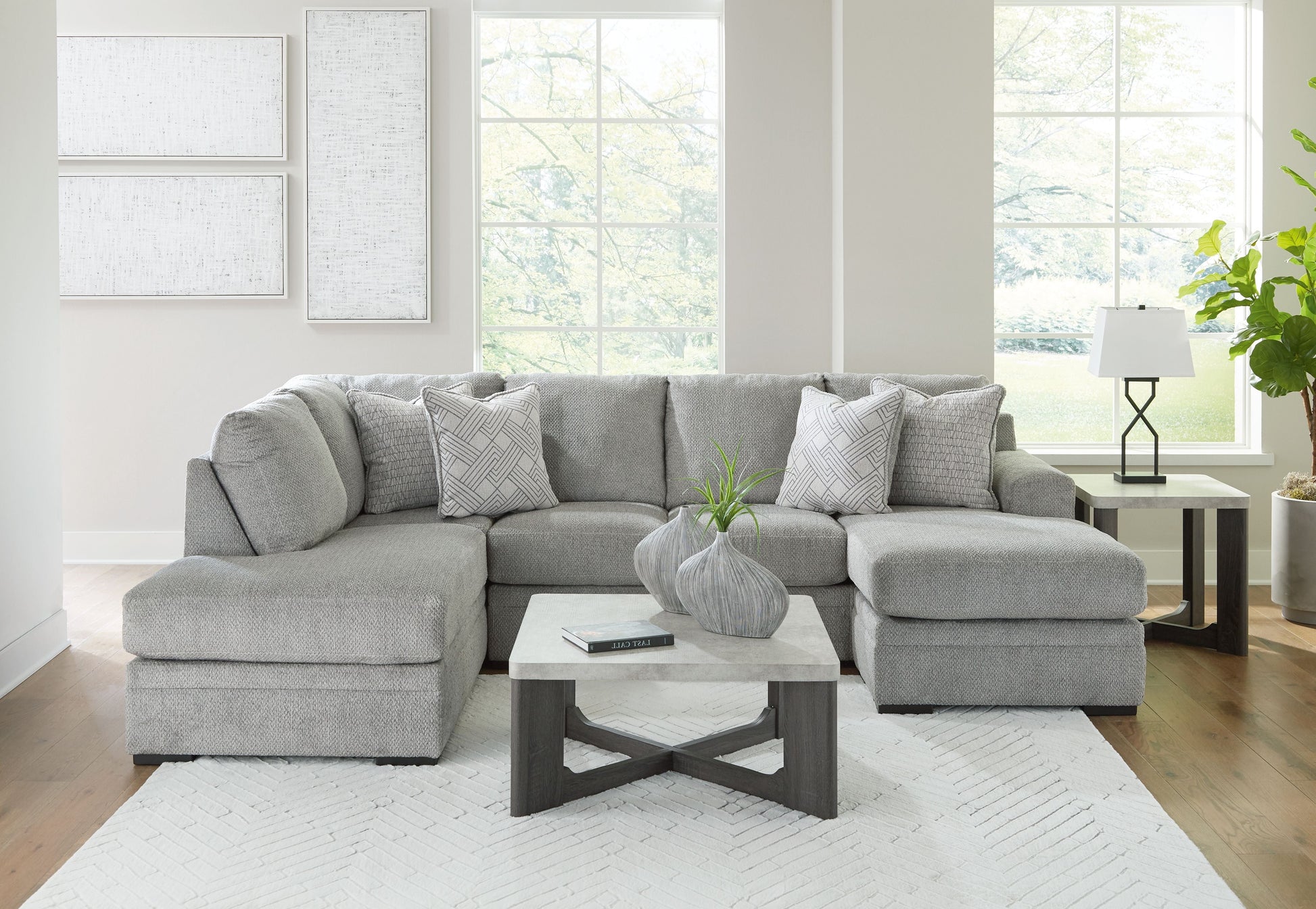 Signature Design by Ashley® Casselbury - Sectional | Meri Furniture