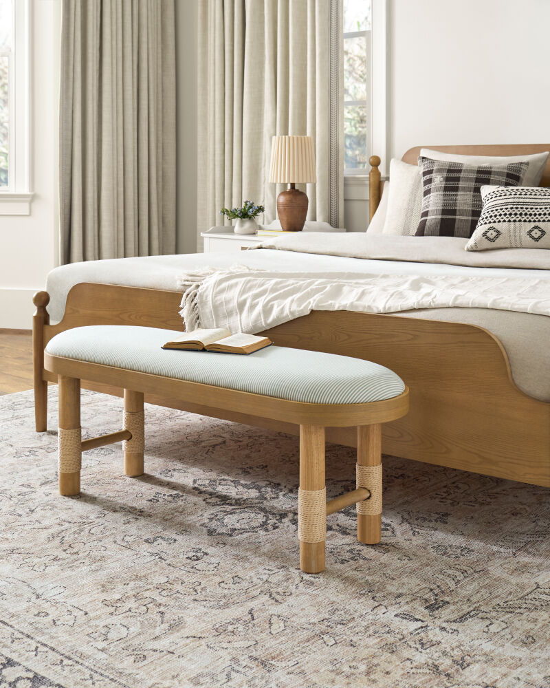 Esmarca Bench