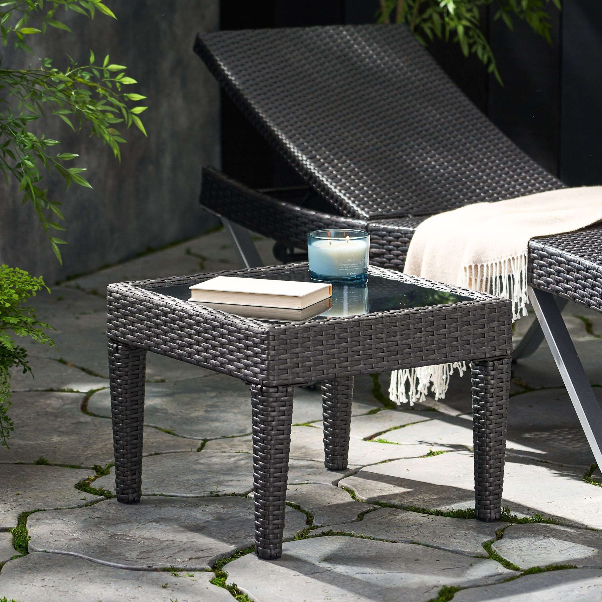 Outdoor Antibes Wicker Side Table, Accent Table - Gray