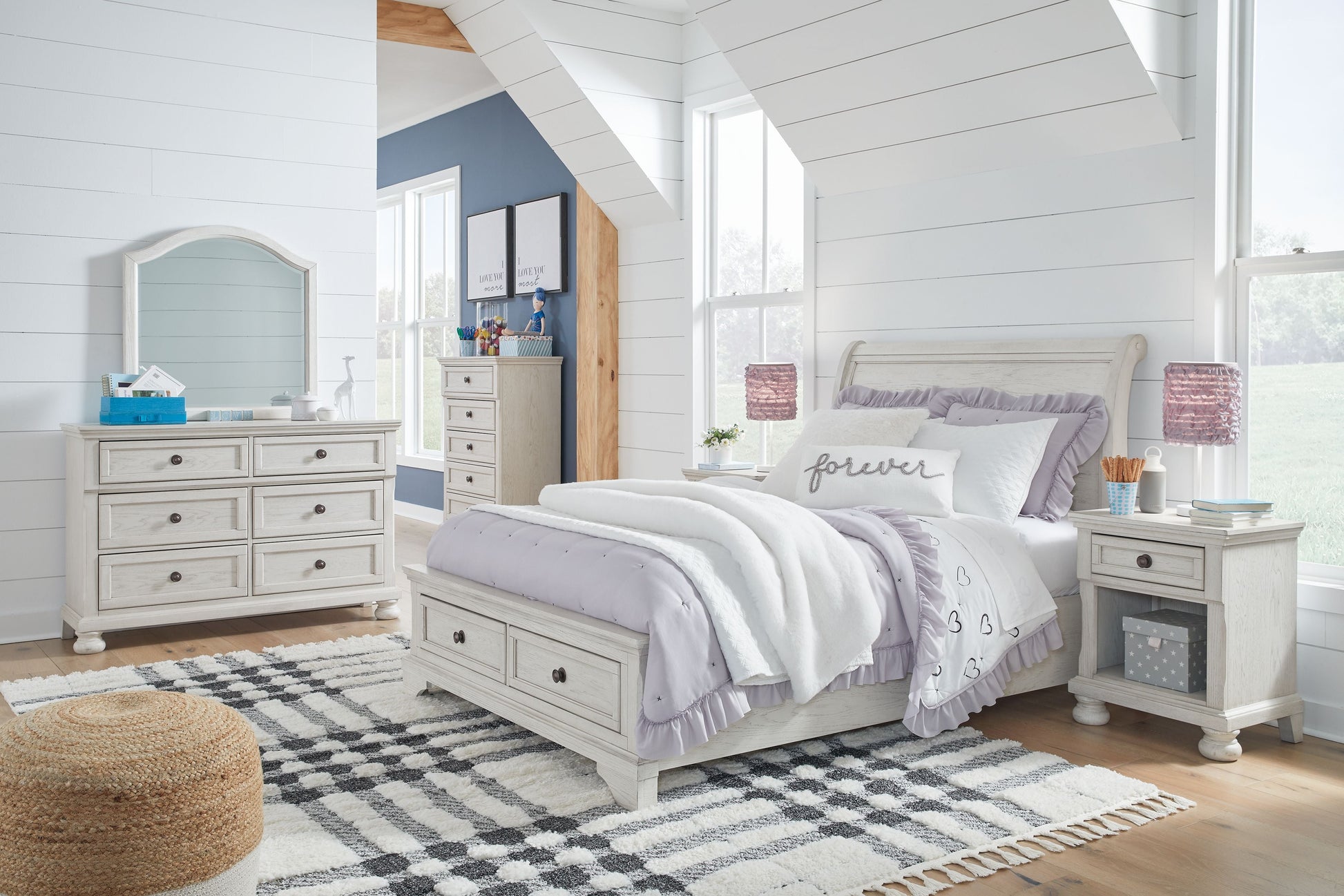 Signature Design by Ashley® Robbinsdale - Sleigh Bed | Meri Furniture