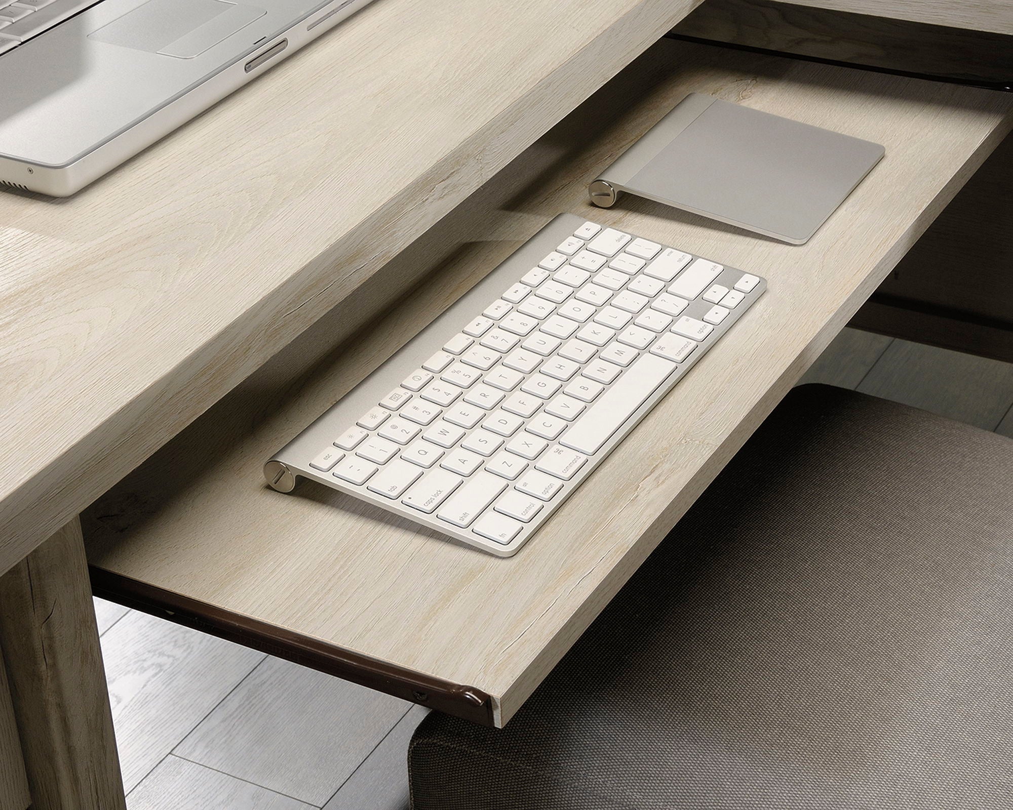 L-Shaped Desk in Chalked Chestnut