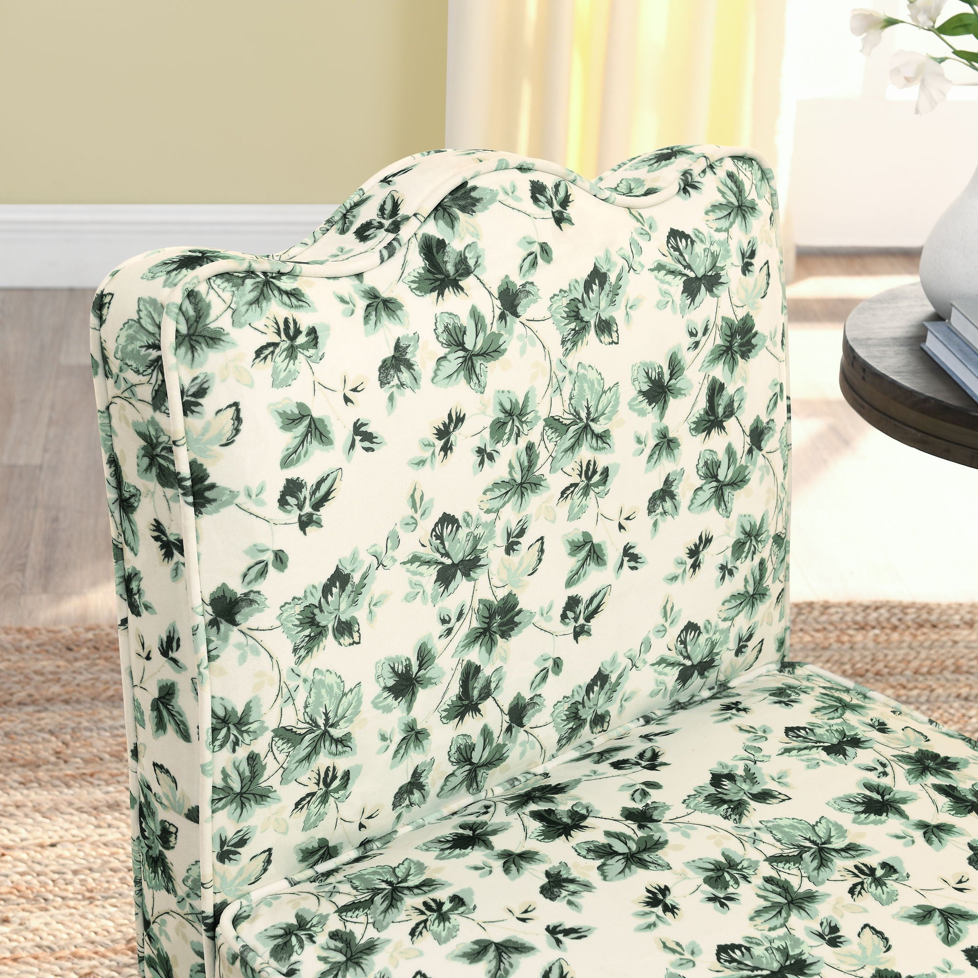 Stylish Flannel Dining Chair With Soft Cushion And Backrest