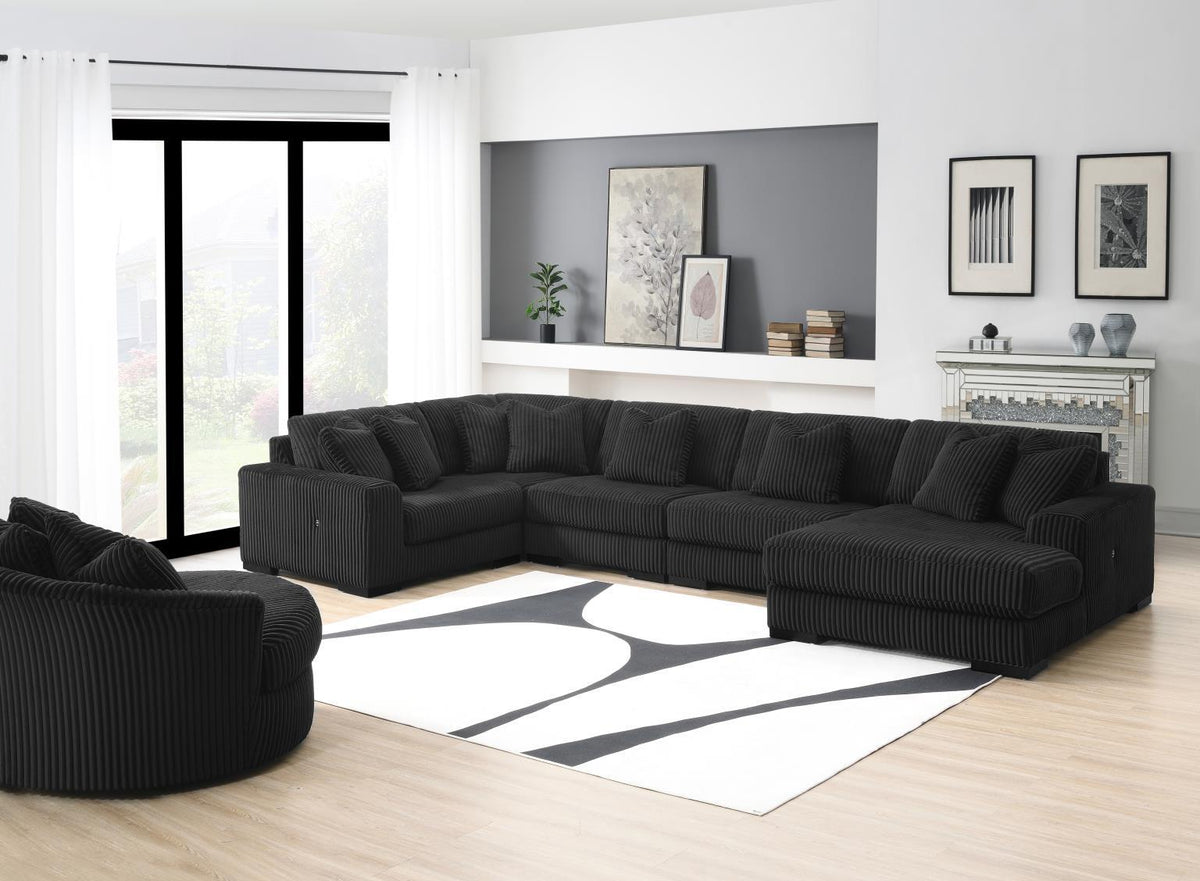 U242 - Sectional With Right Chaise