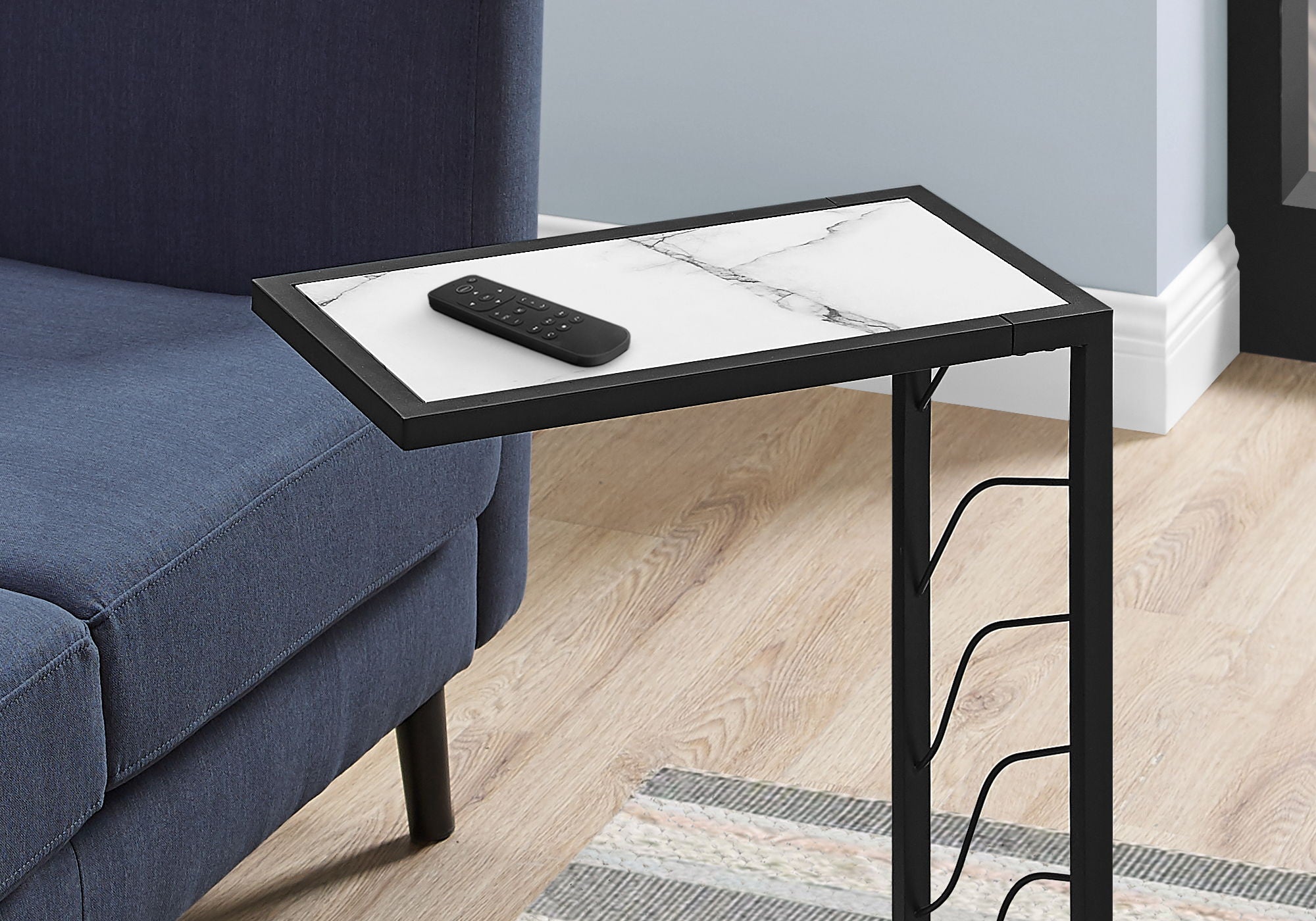 Accent Table, C - Shaped, Contemporary & Modern Convenient Design