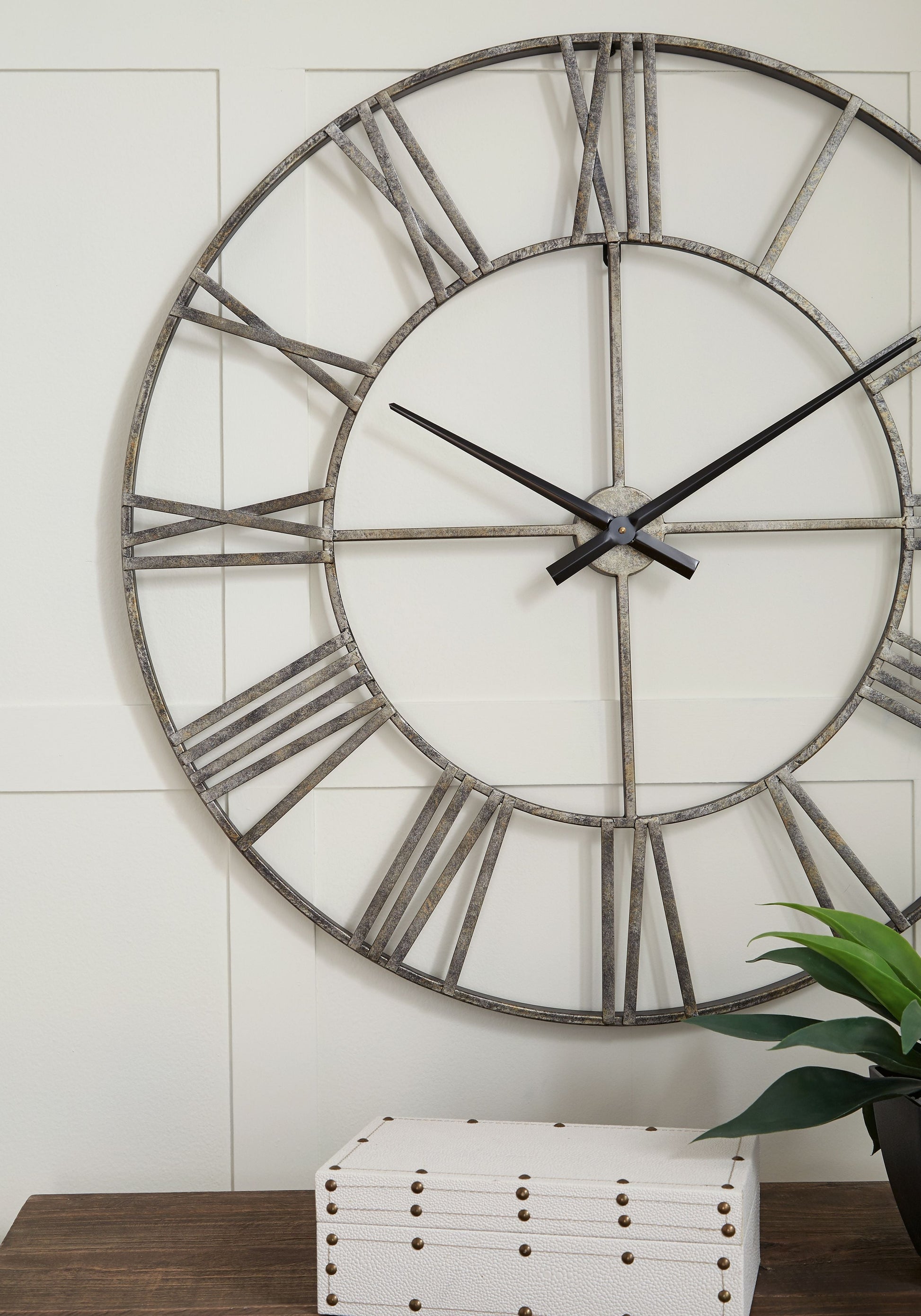 Ashley Furniture Paquita - Wall Clock | Meri Furniture