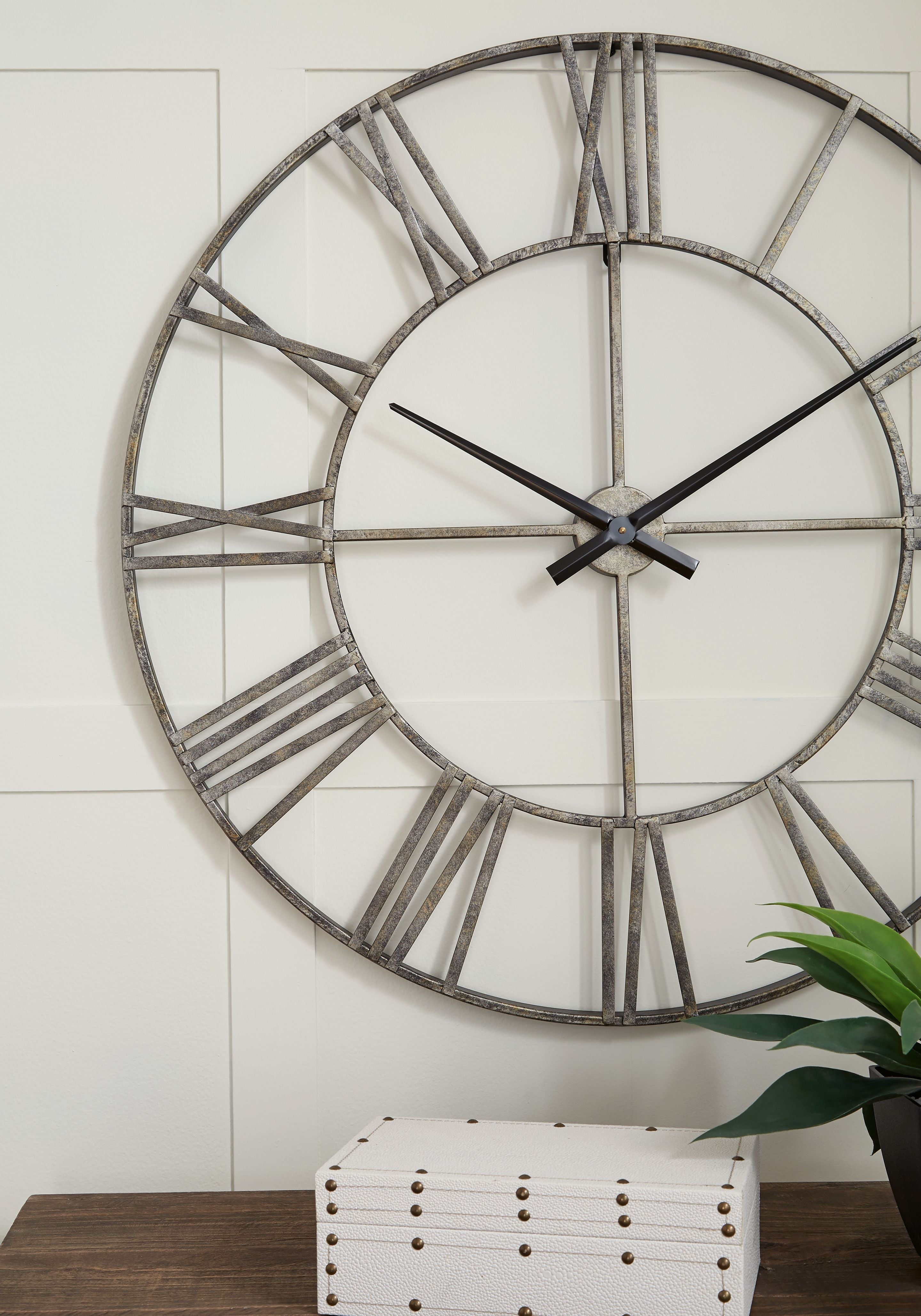 Ashley Furniture Paquita - Wall Clock | Meri Furniture