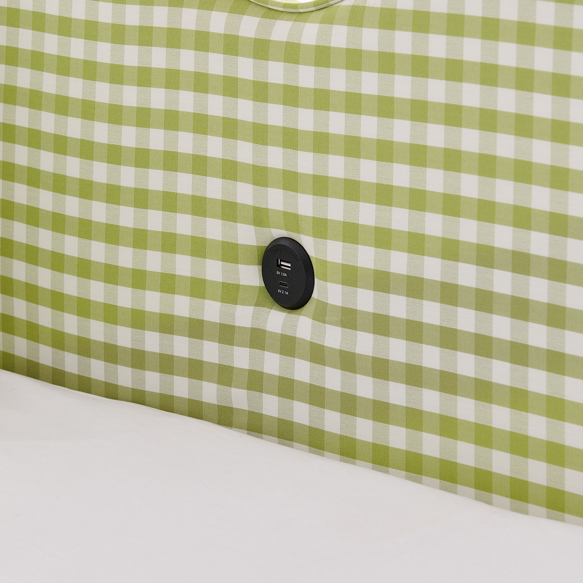 Gingham Daybed With USB Charging Port, Wave-Shaped Design