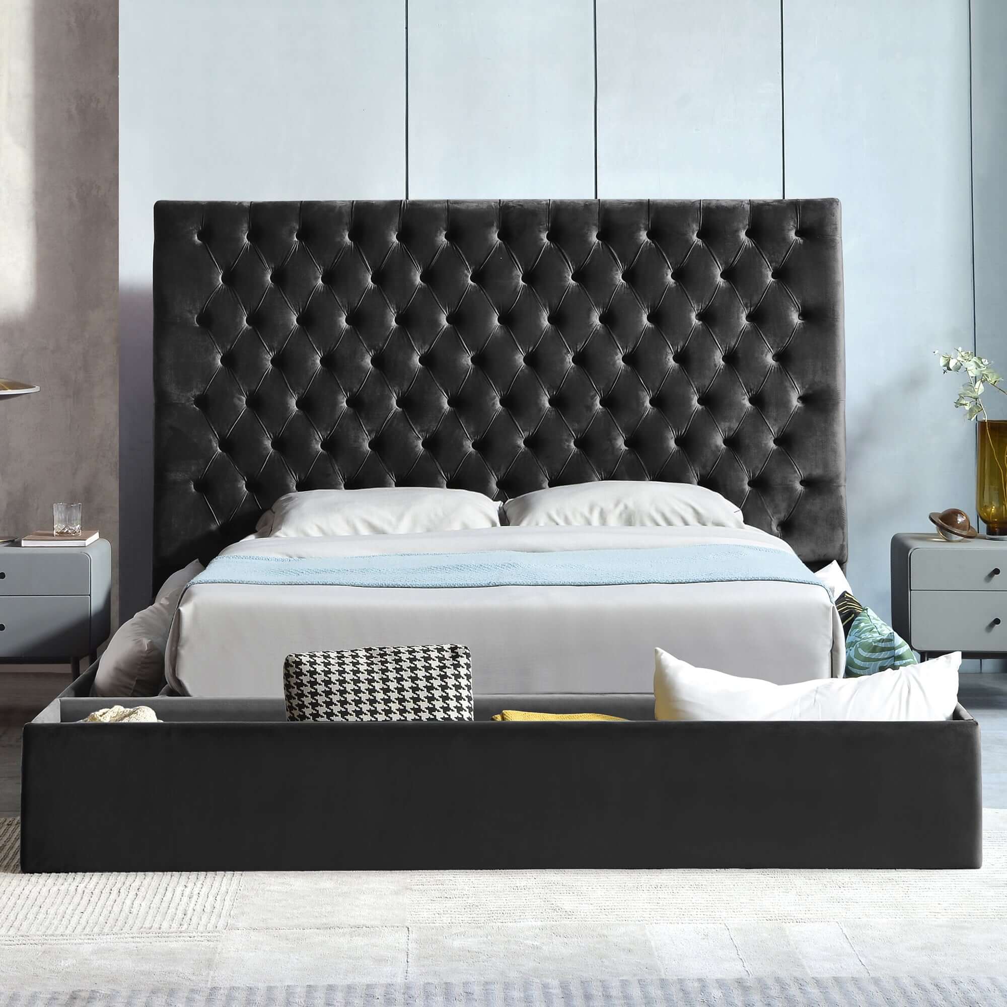 Queen Bed with Solid Wood Frame