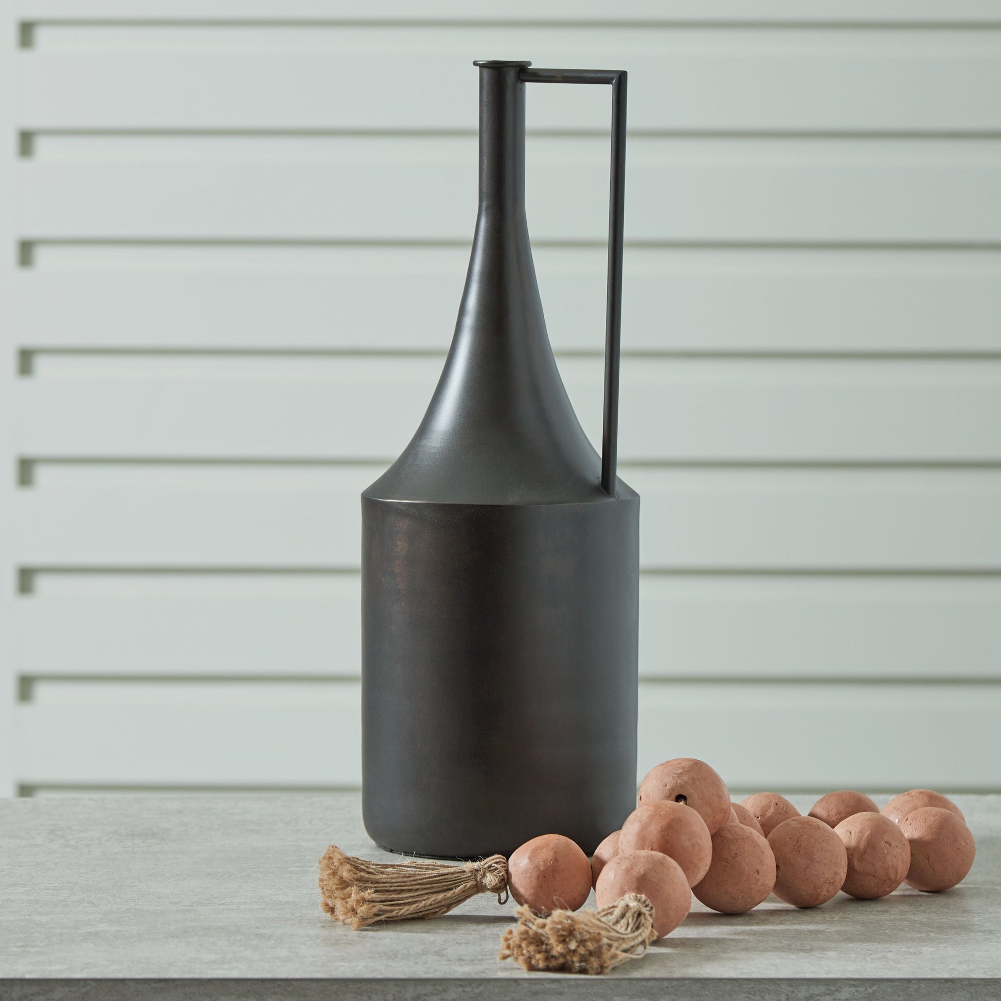 Signature Design by Ashley® Zainforth - Vase | Meri Furniture