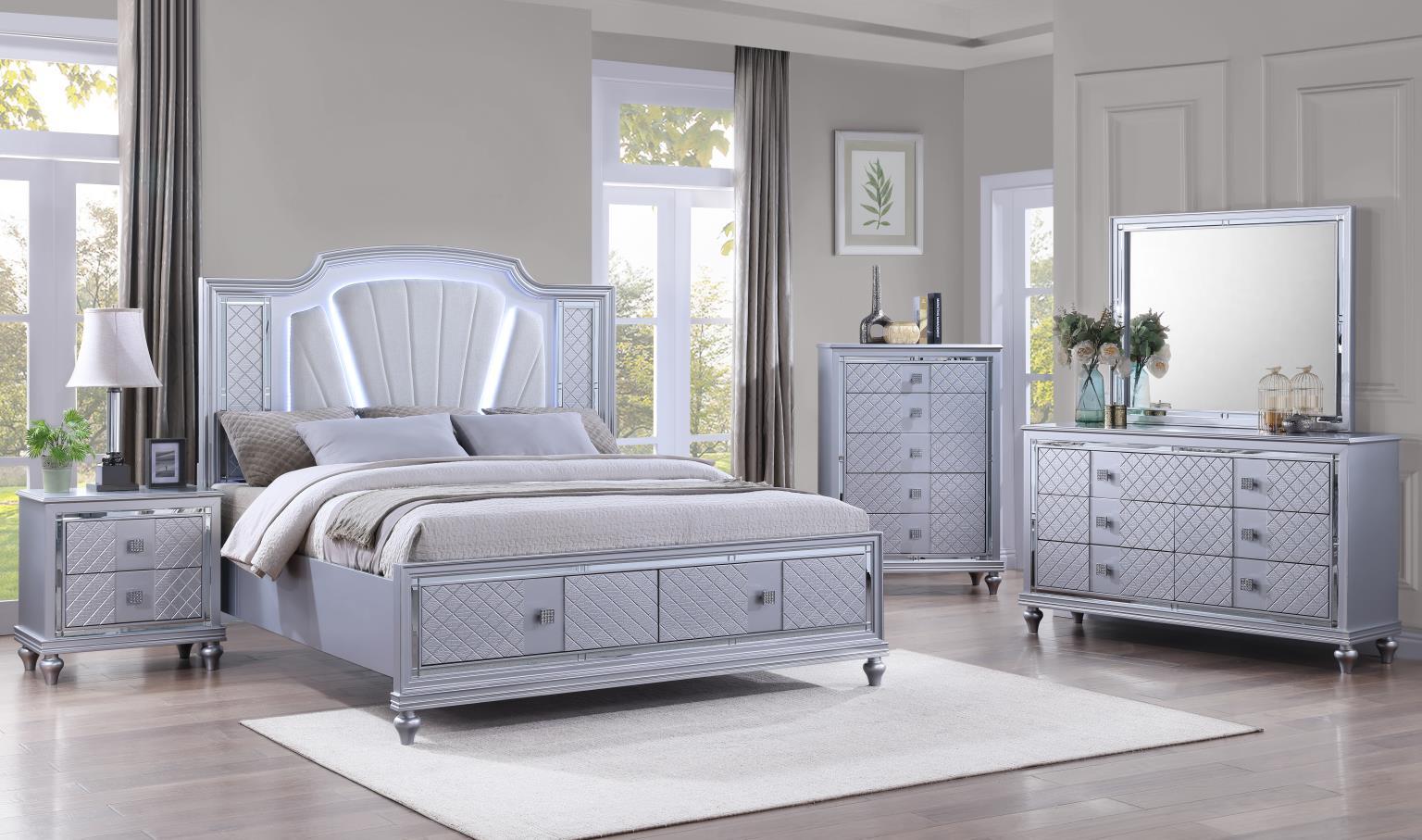 B048 - Dresser - Shimmer Silver