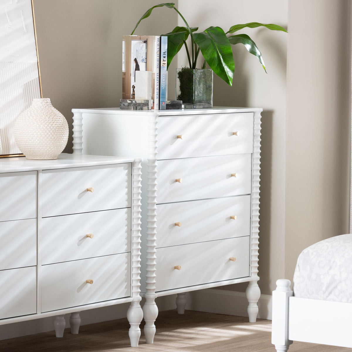 Callison Spindle Chest - 4-Drawer Farmhouse Vertical Cabinet with Turned Accents for Bedroom, White