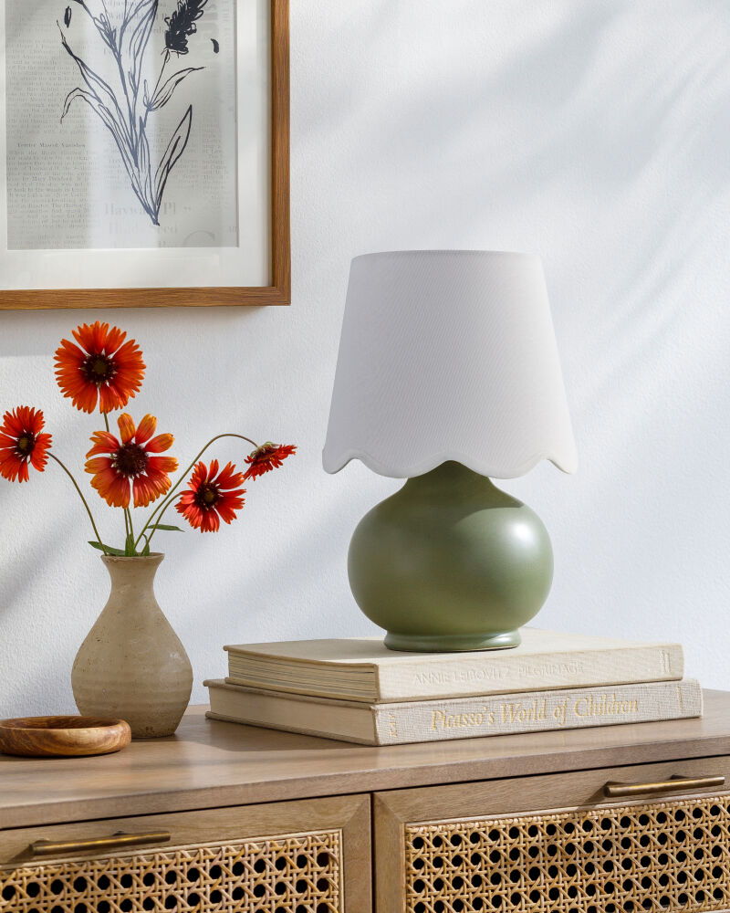 Stella Diminuta Accent Table Lamp