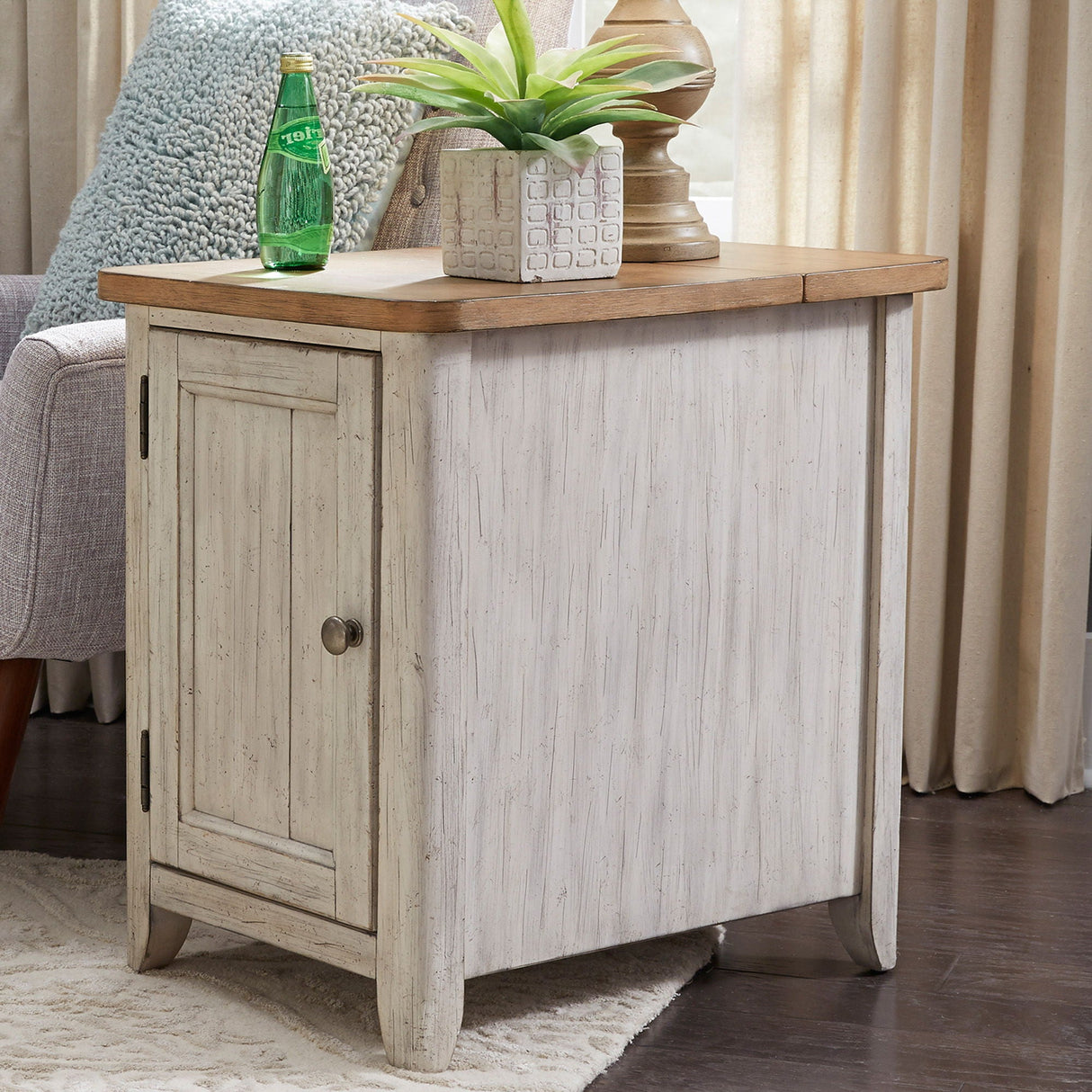 Liberty Furniture Farmhouse Reimagined - Door Chair Side Table With Charging Station - White | Meri Furniture