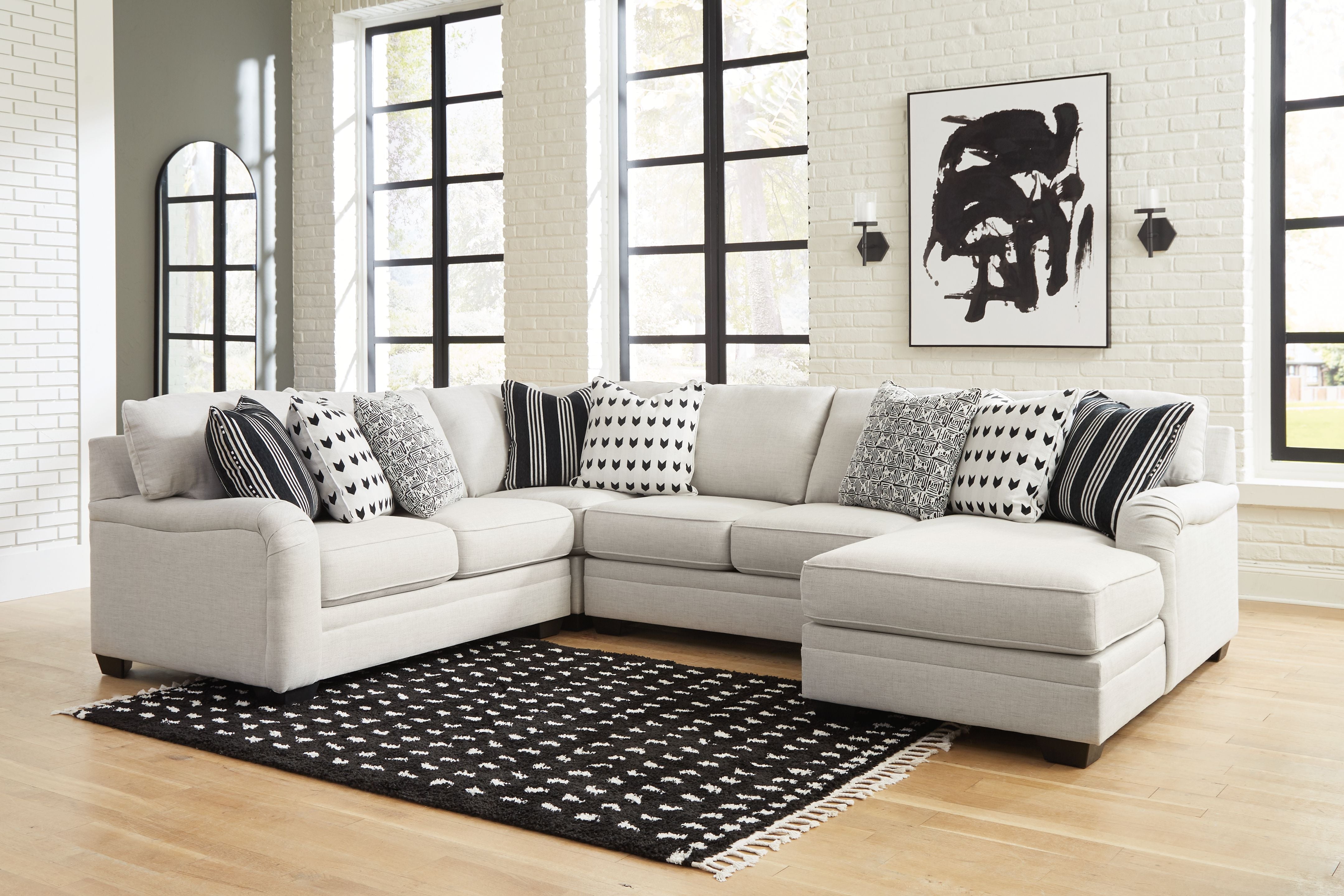 Signature Design by Ashley® Huntsworth - Sectional | Meri Furniture