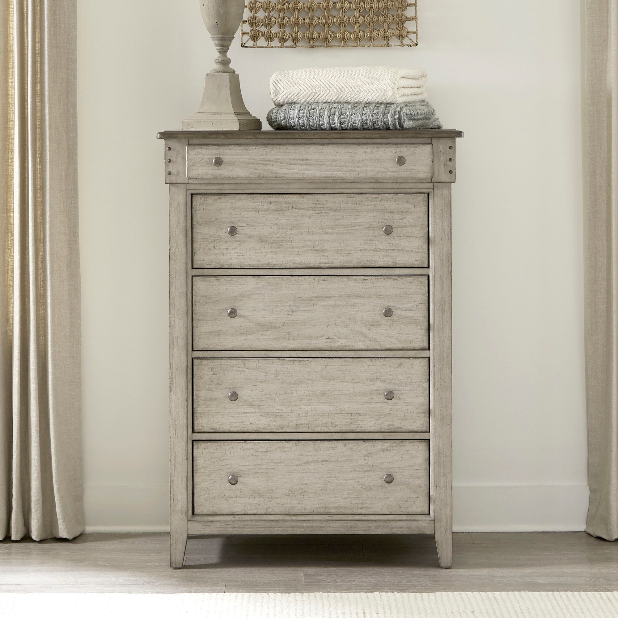 Liberty Furniture Ivy Hollow - 5 Drawer Chest - White | Meri Furniture