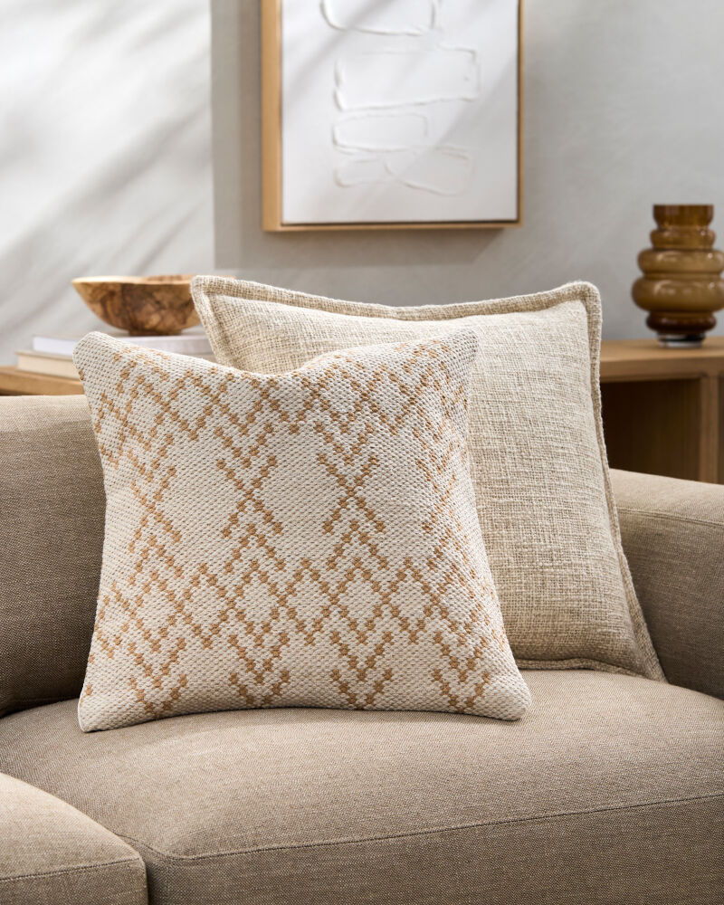 Ryder Pillow