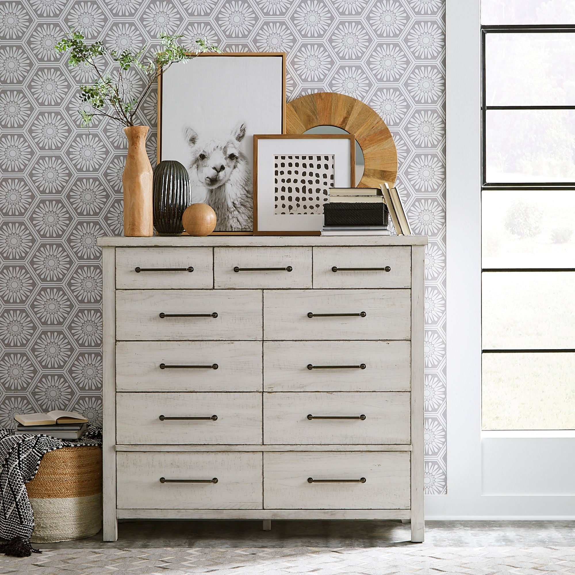 Liberty Furniture Modern Farmhouse - 11 Drawer Chesser - White | Meri Furniture